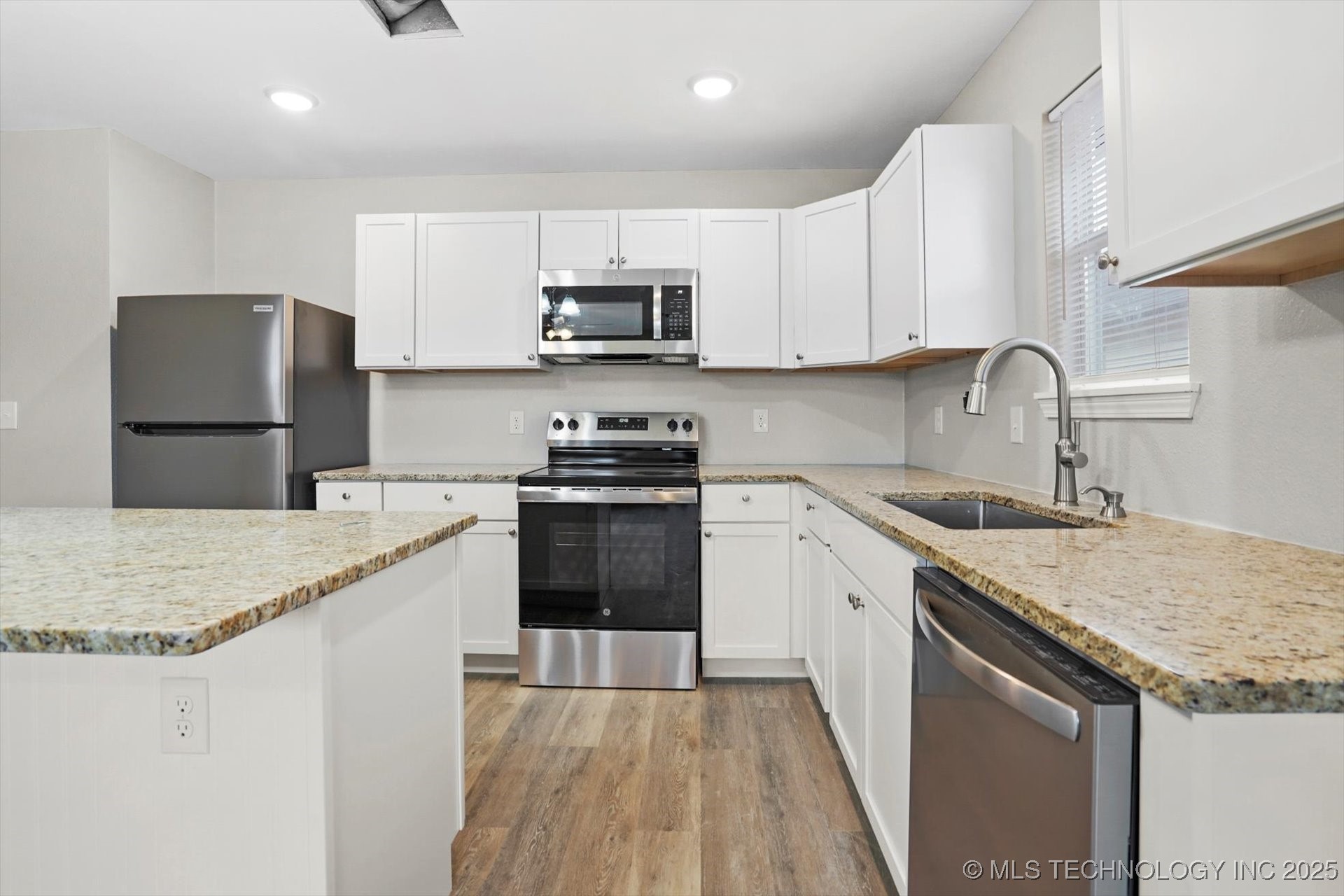 4115 W 57th Street S