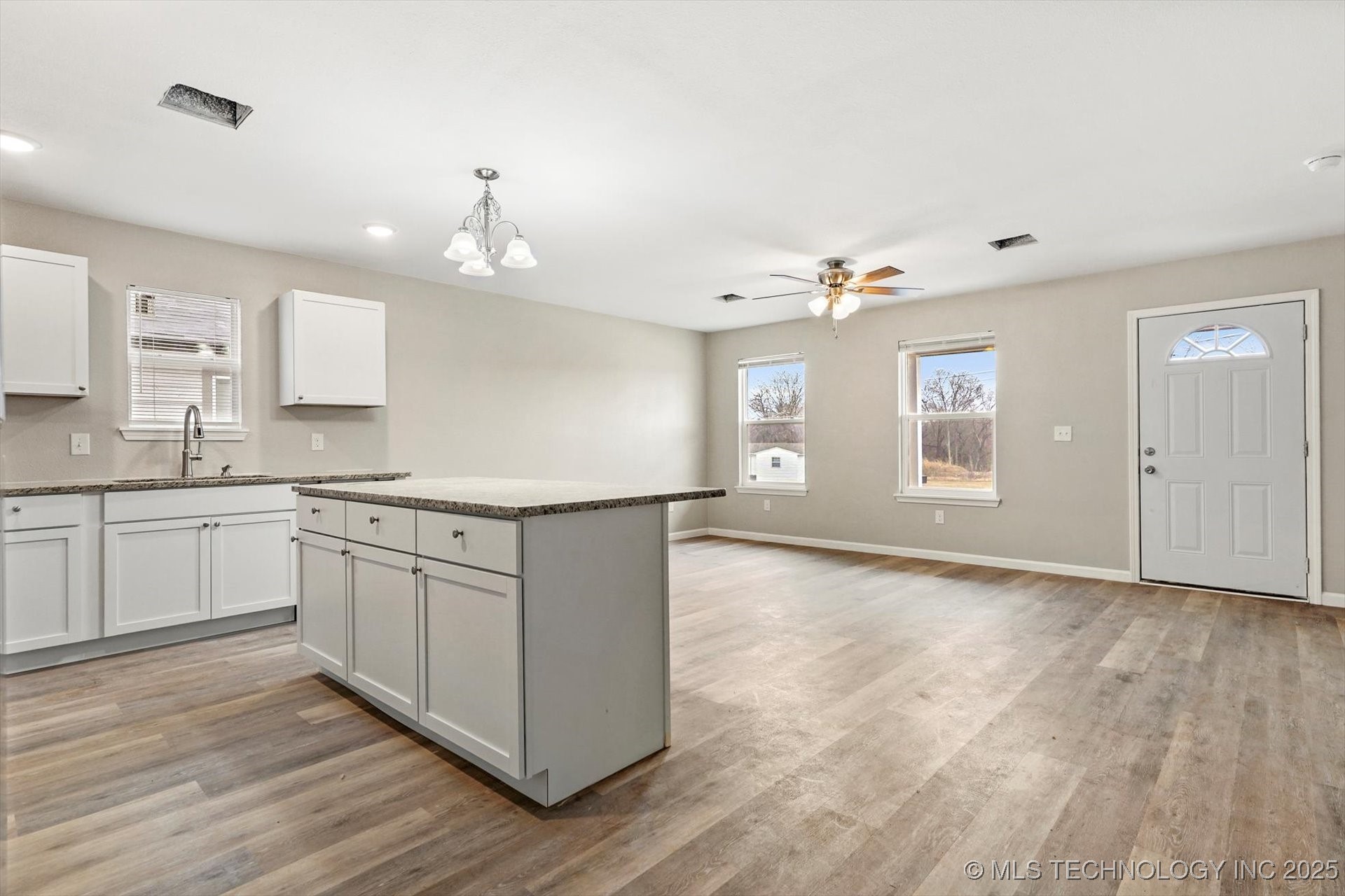 4115 W 57th Street S
