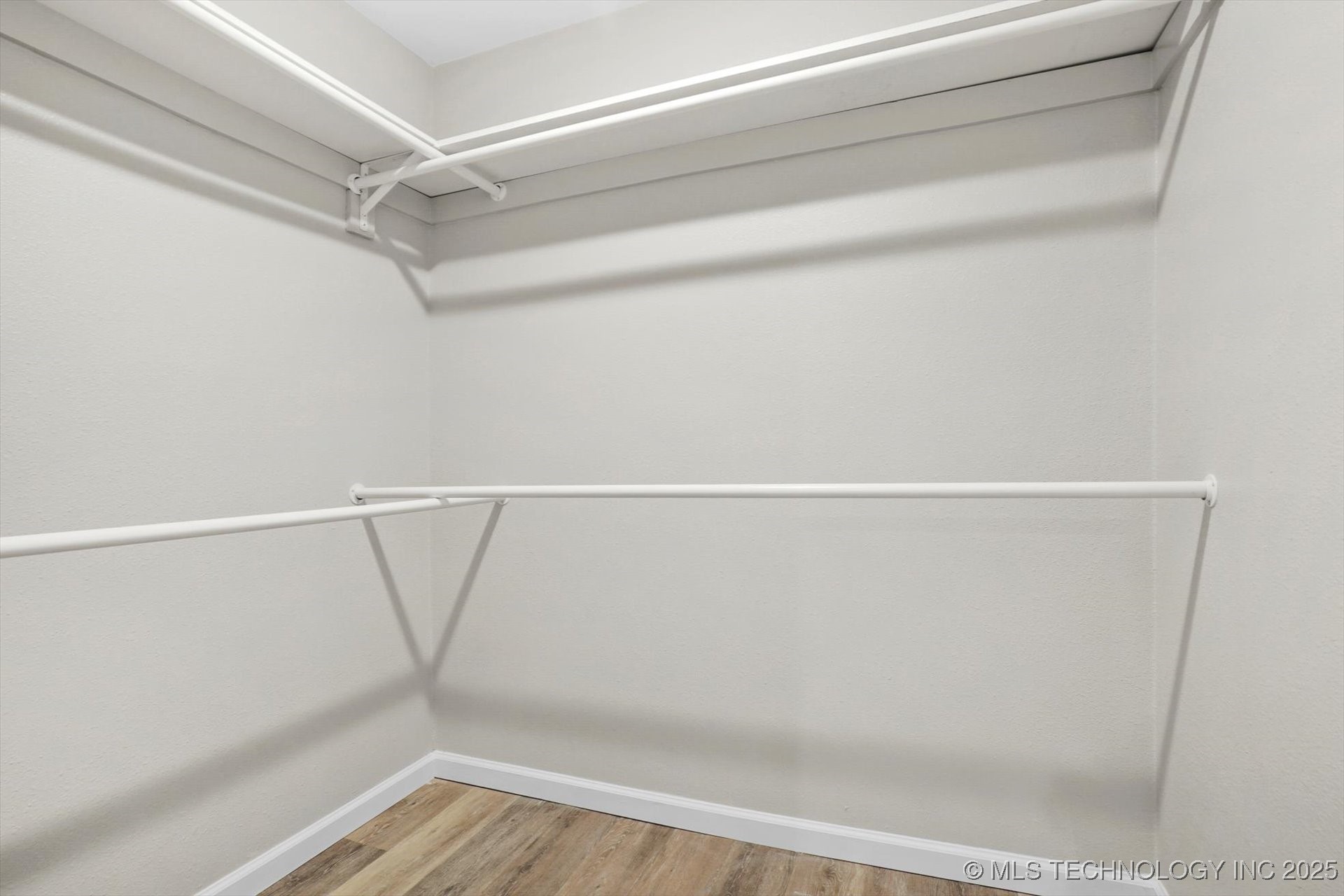 4115 W 57th Street S