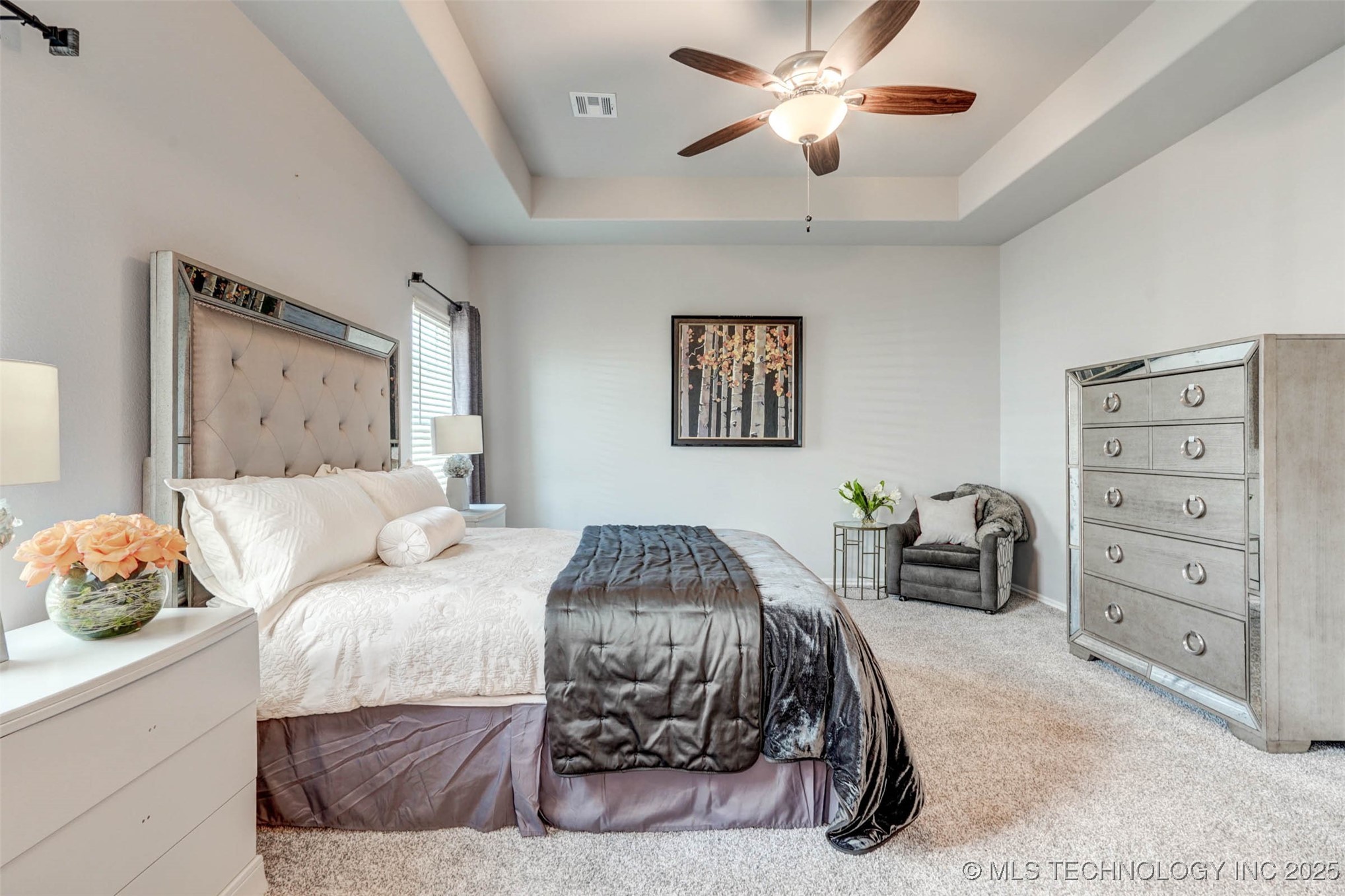 1914 W Imperial Street