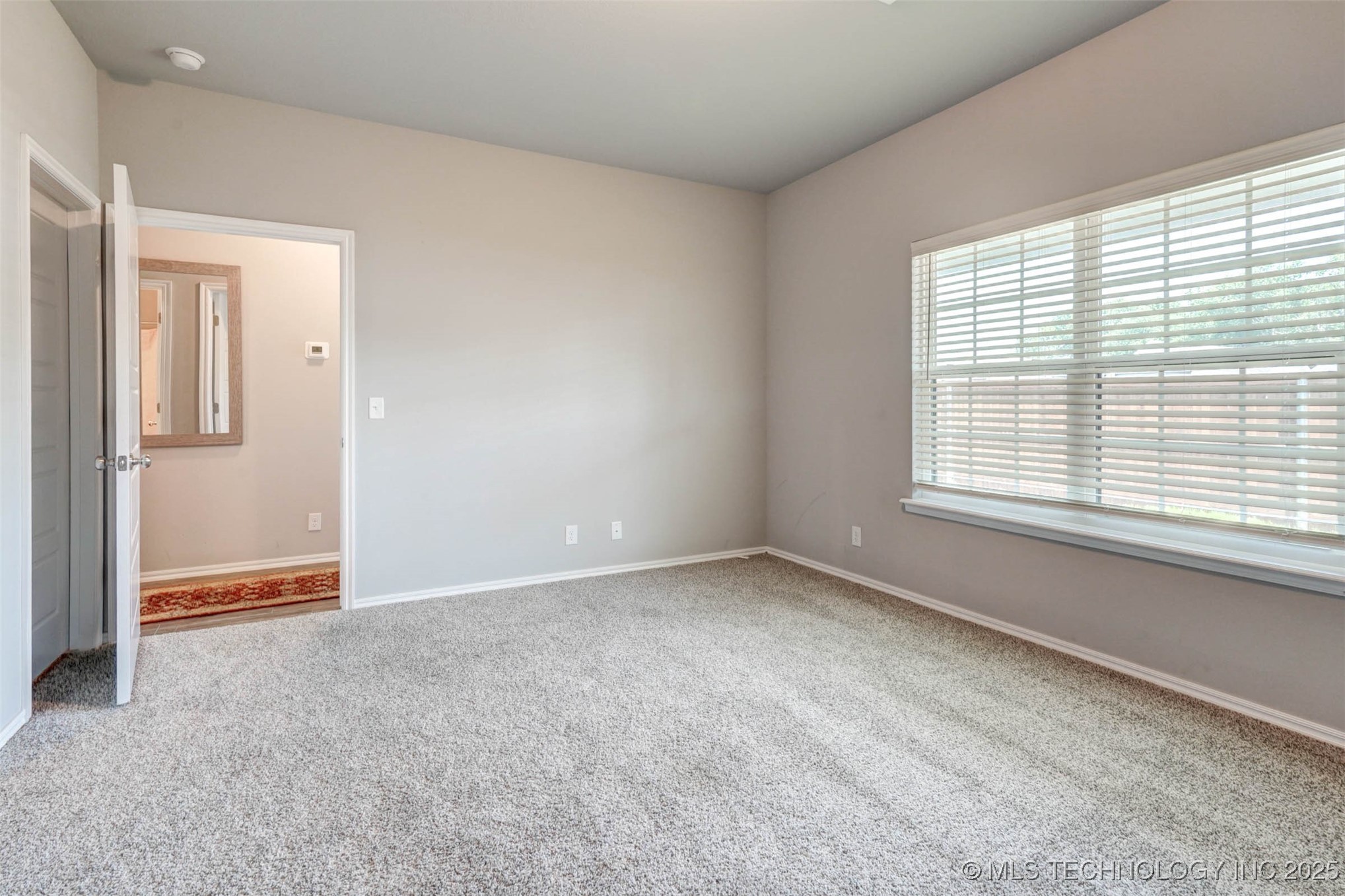 1914 W Imperial Street