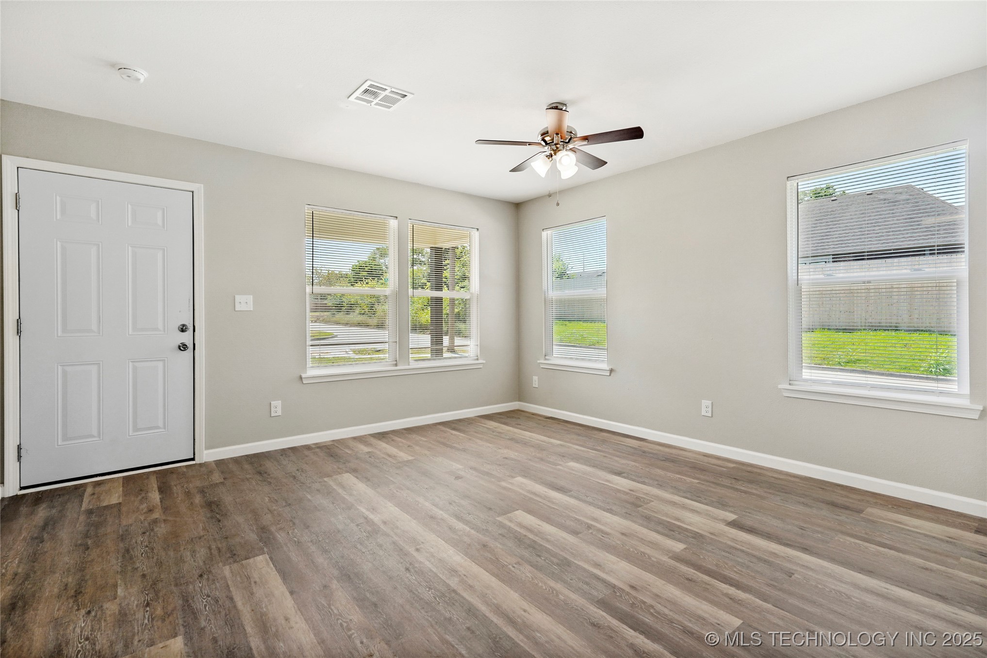 2518 N OWASSO Avenue