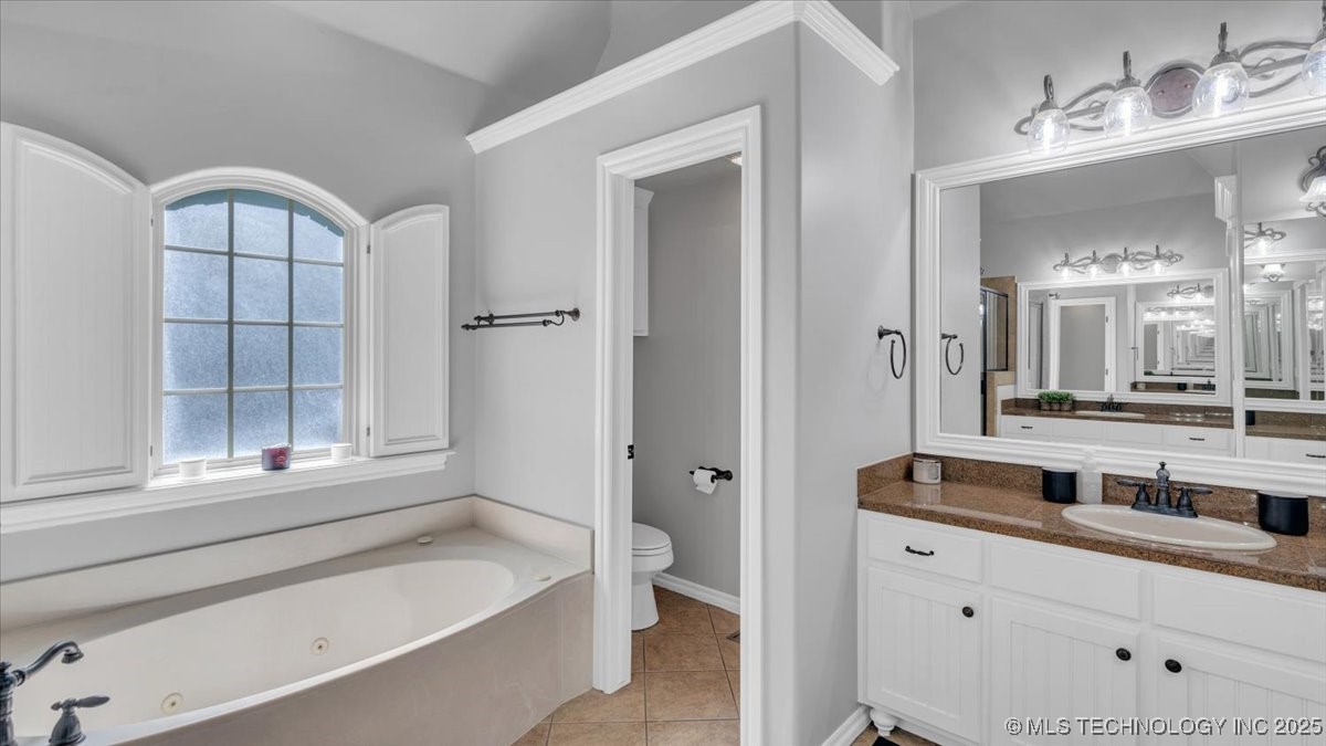 10519 S 90th East Avenue