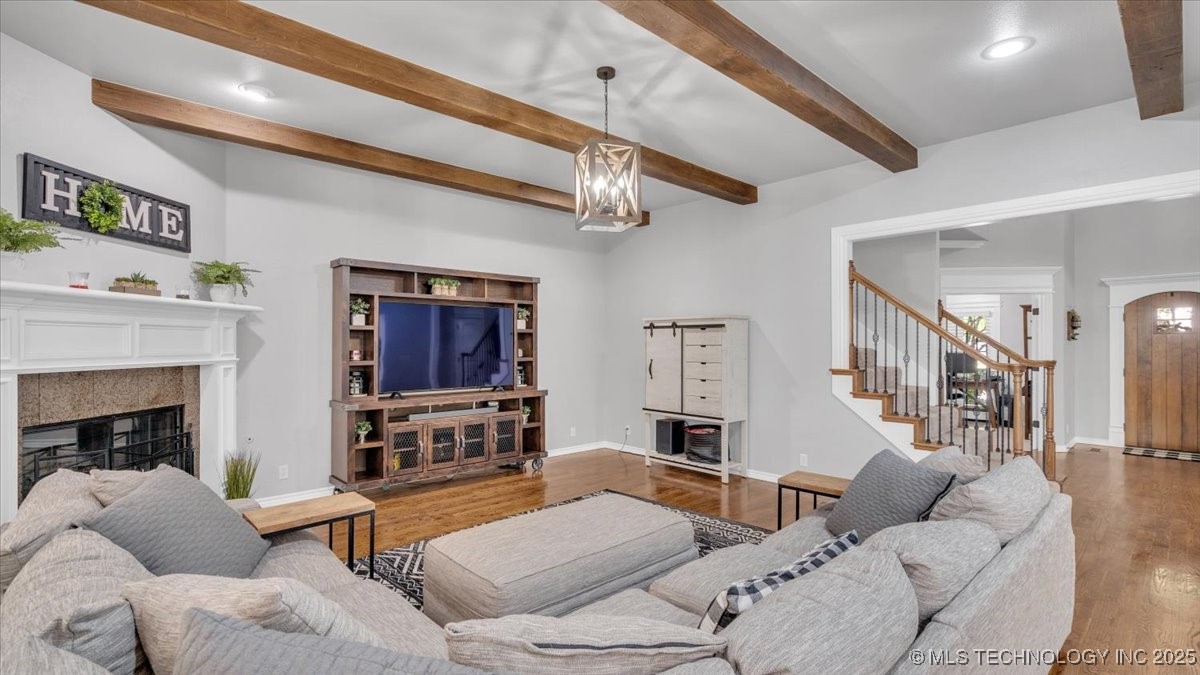 10519 S 90th East Avenue