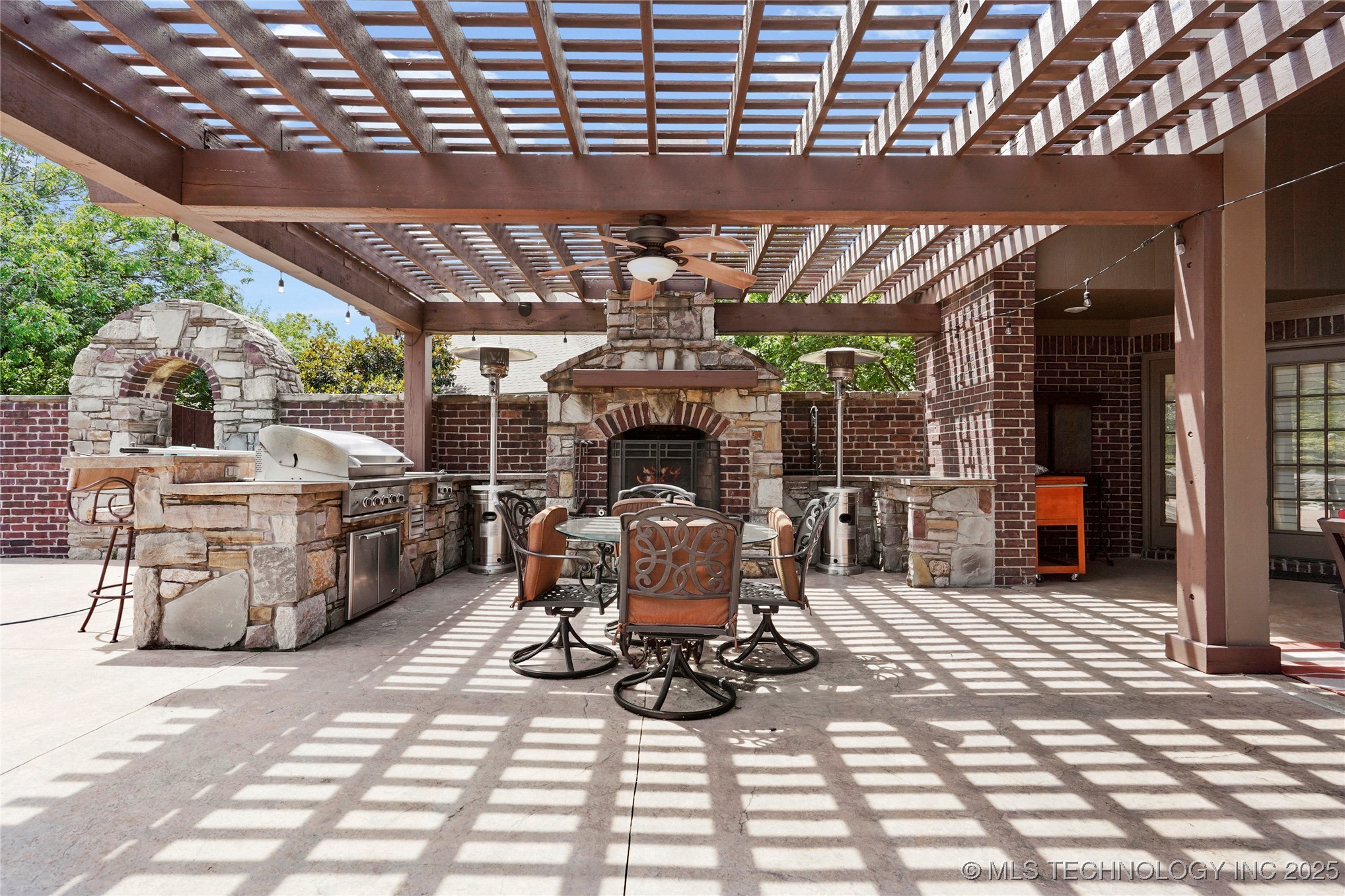 509 E Glendale Street