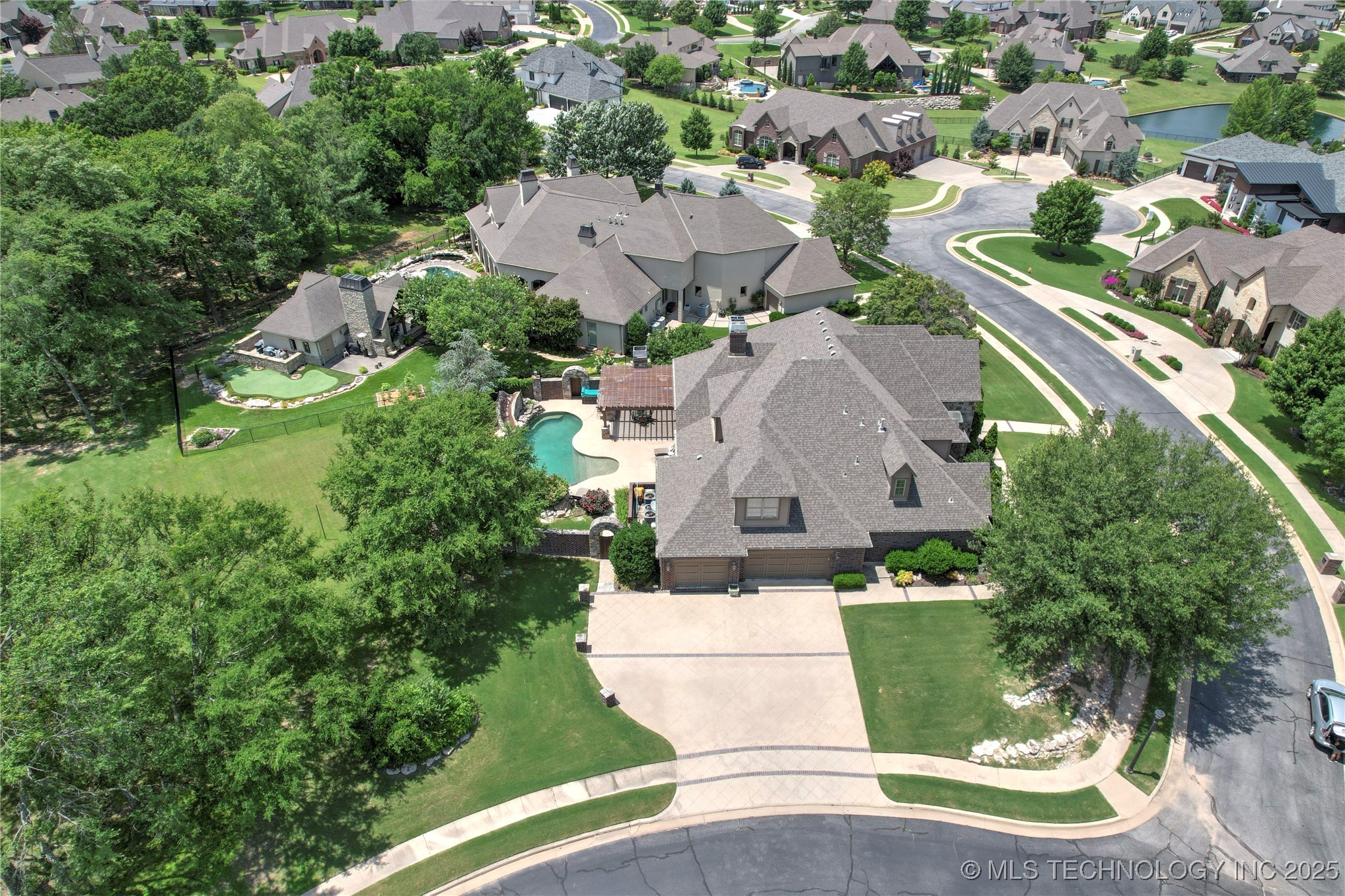 509 E Glendale Street