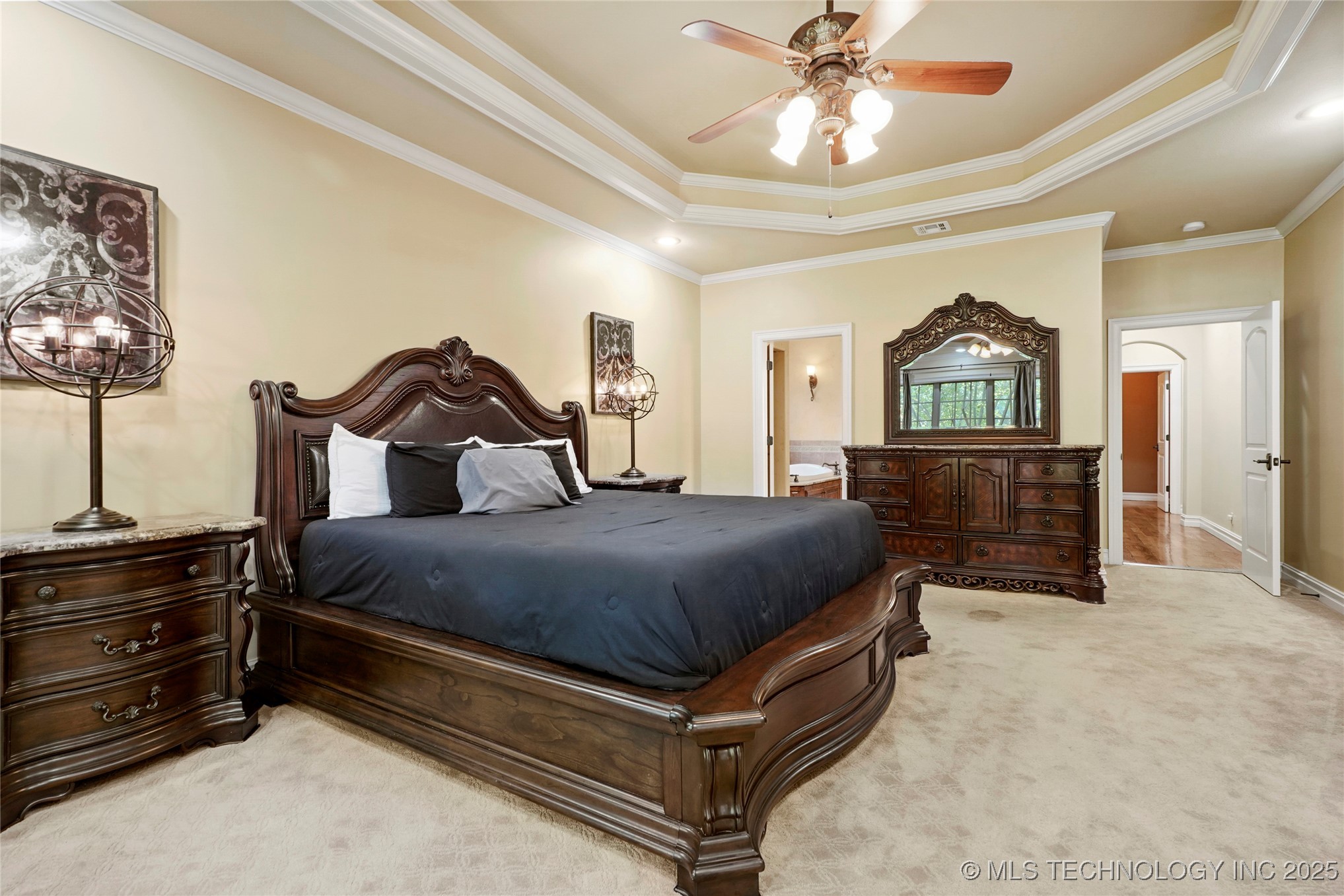 509 E Glendale Street