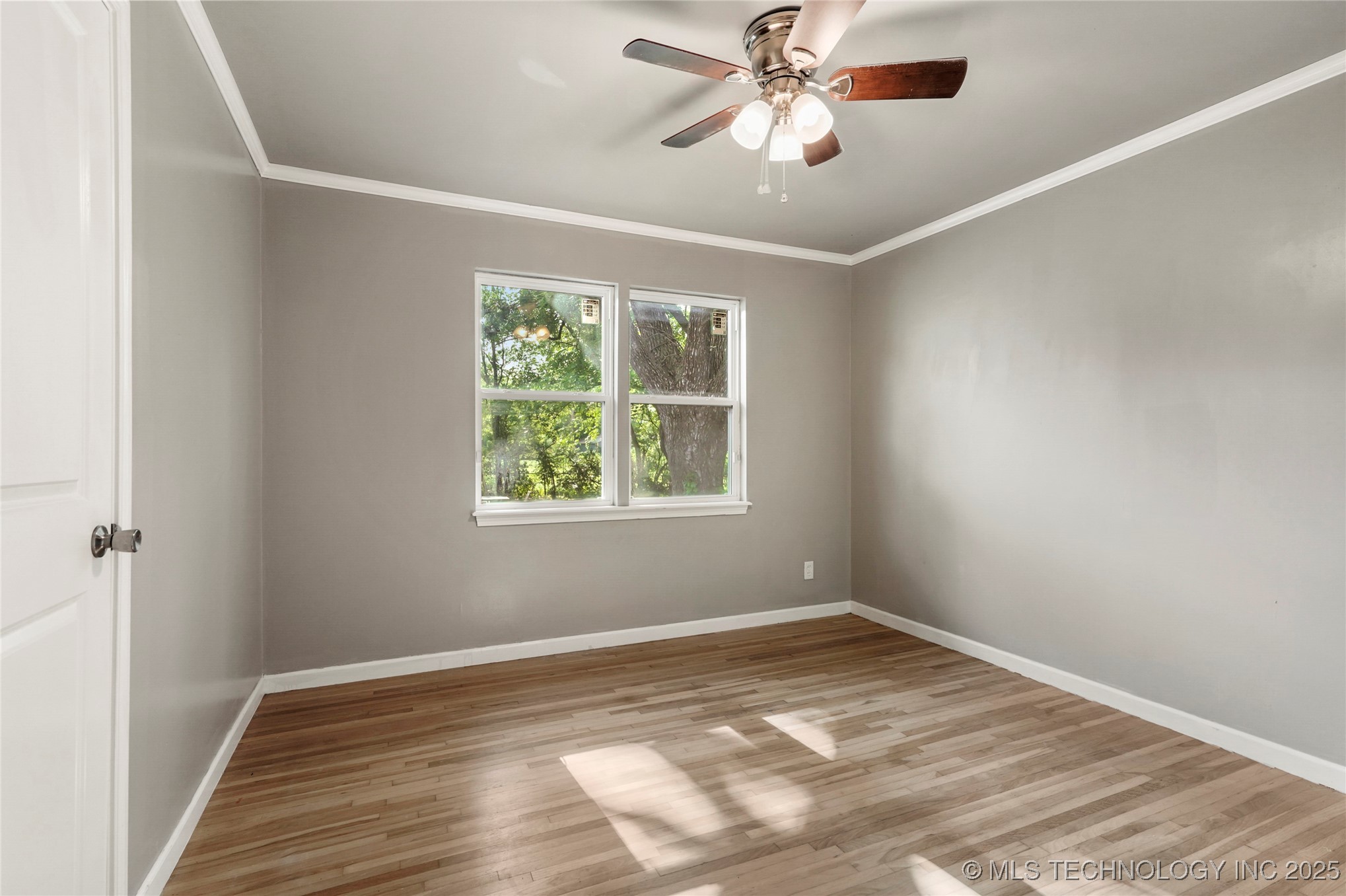 116 W 49th Place N