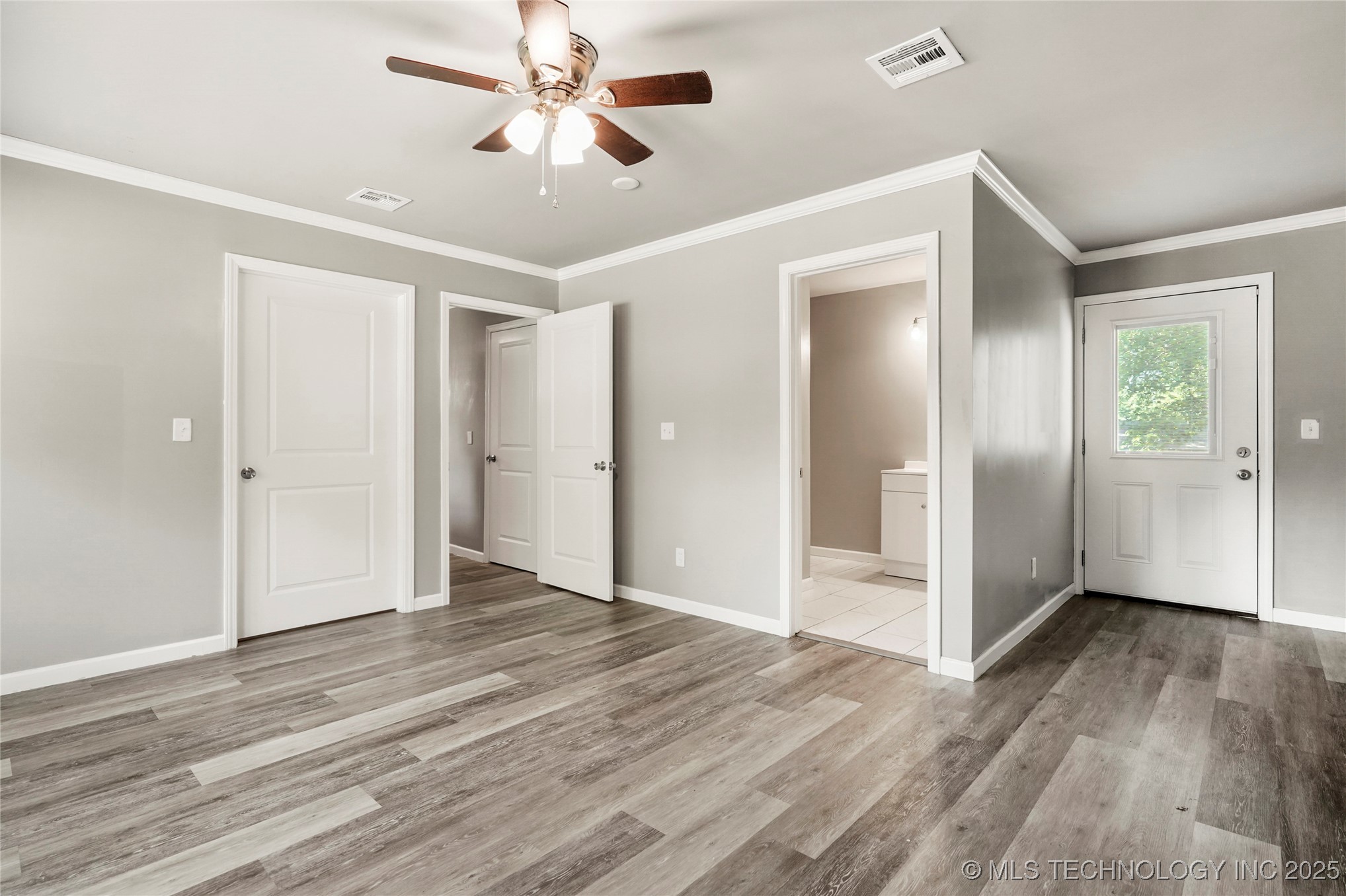 116 W 49th Place N