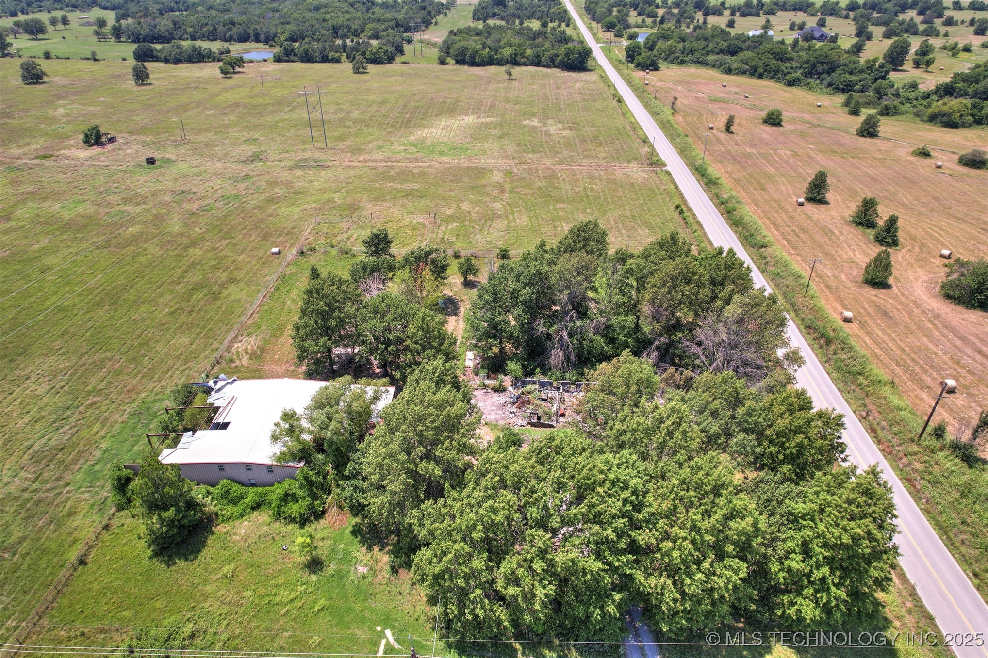 2301 S 40th Street West