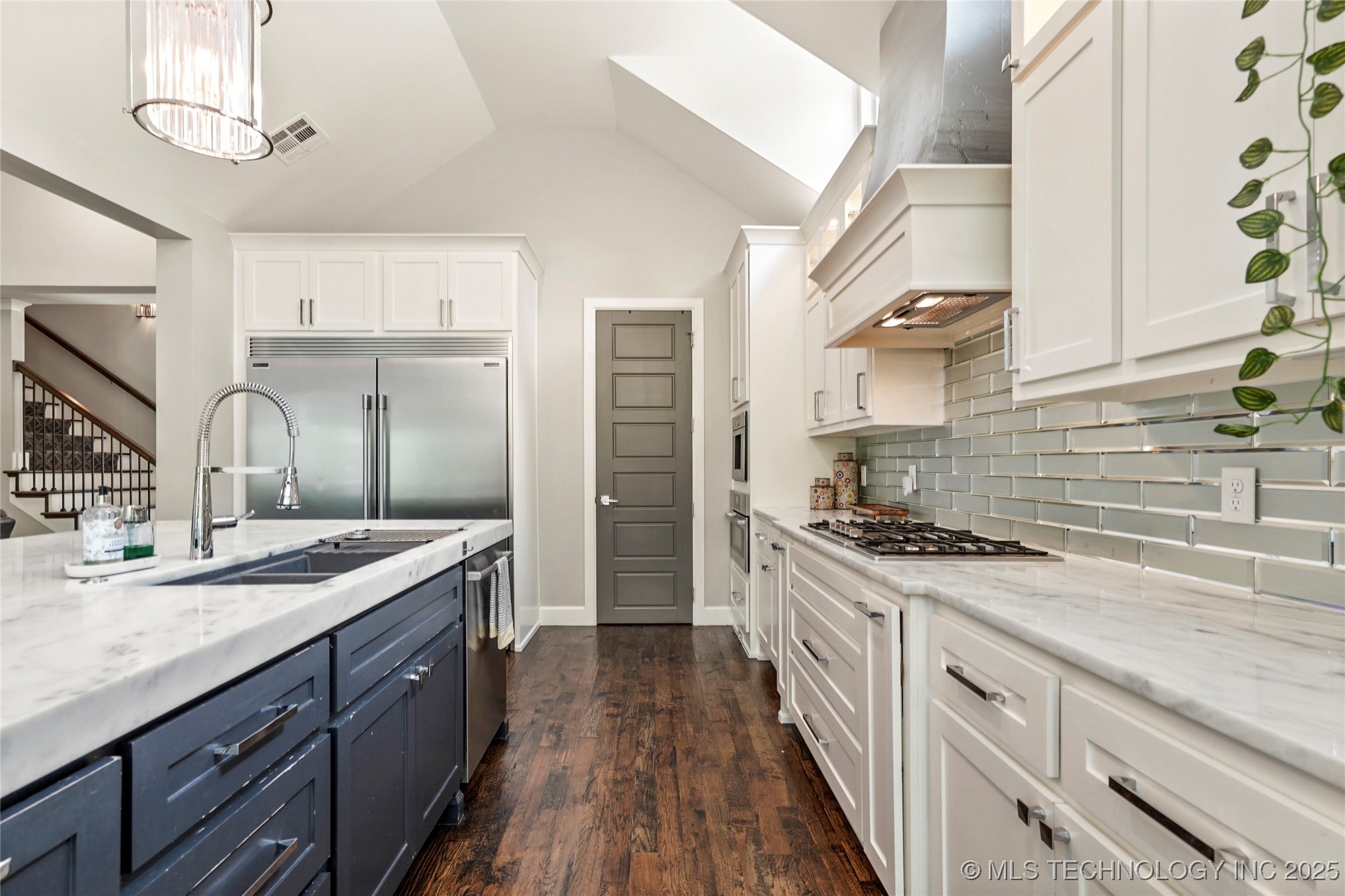 4603 E 118th Place