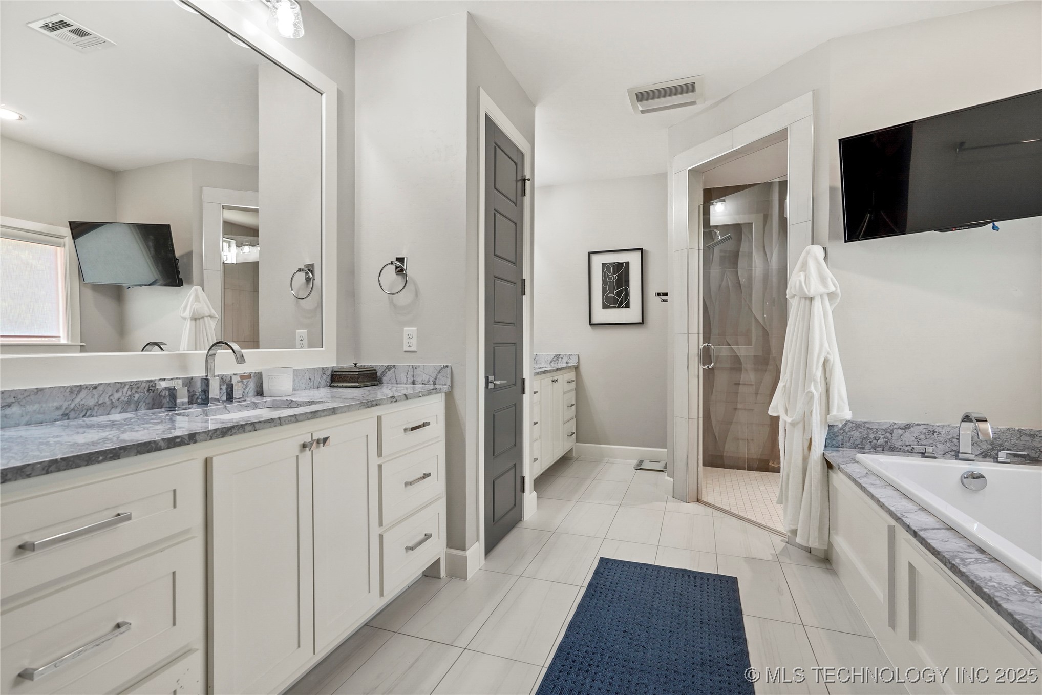4603 E 118th Place