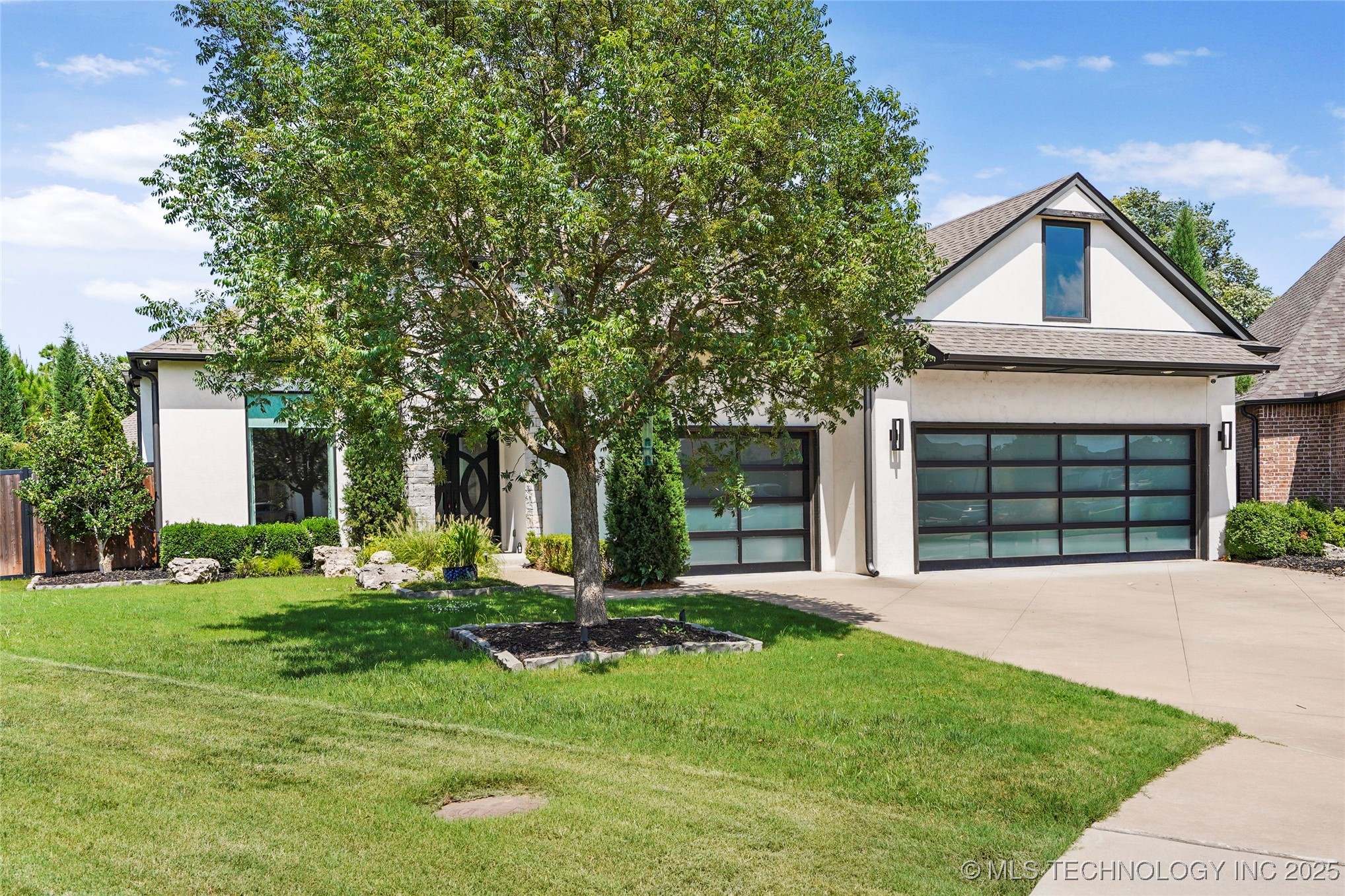 4603 E 118th Place