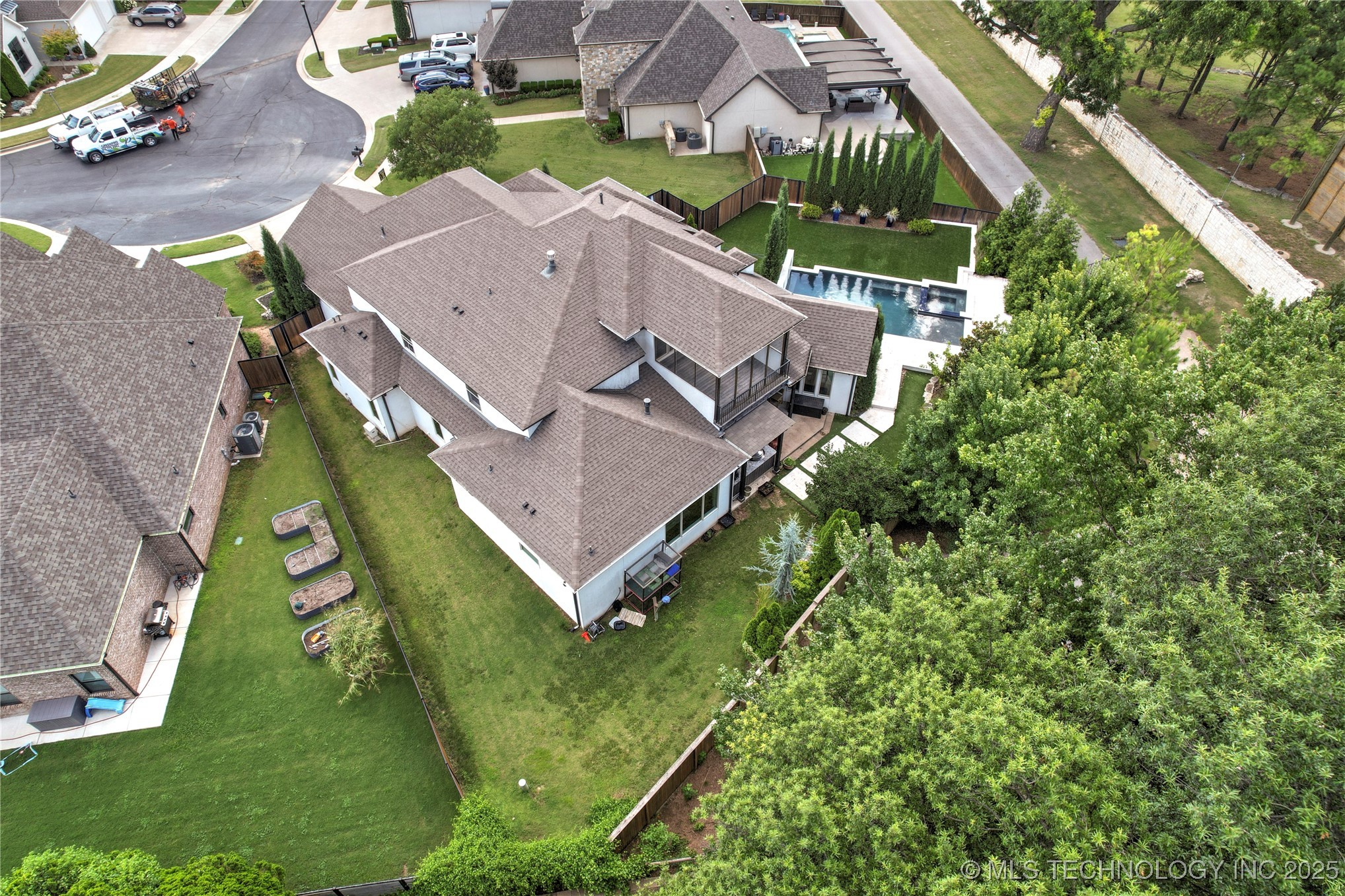 4603 E 118th Place
