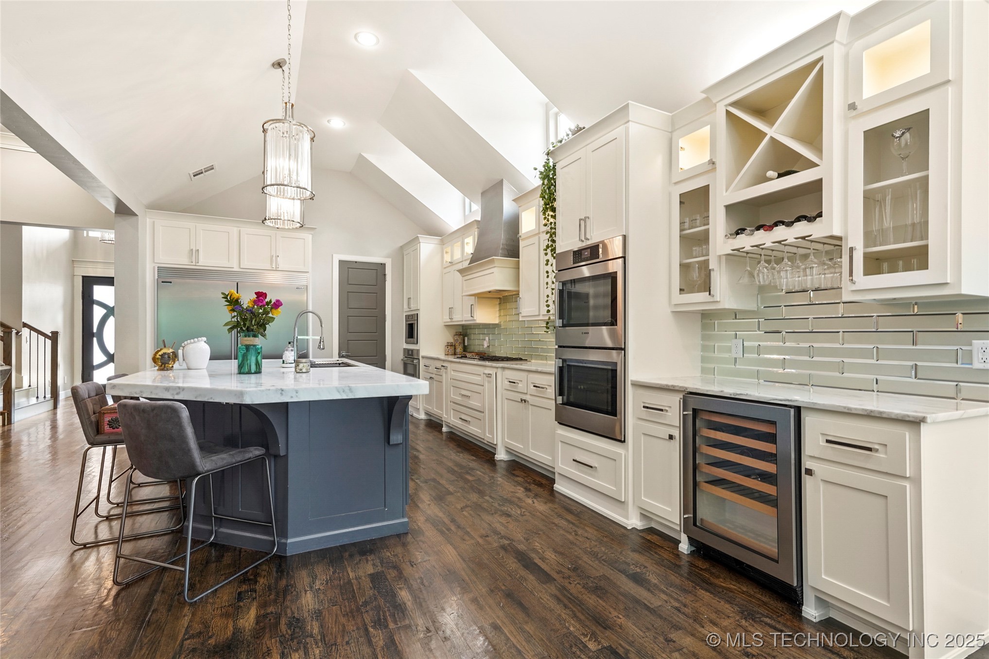 4603 E 118th Place