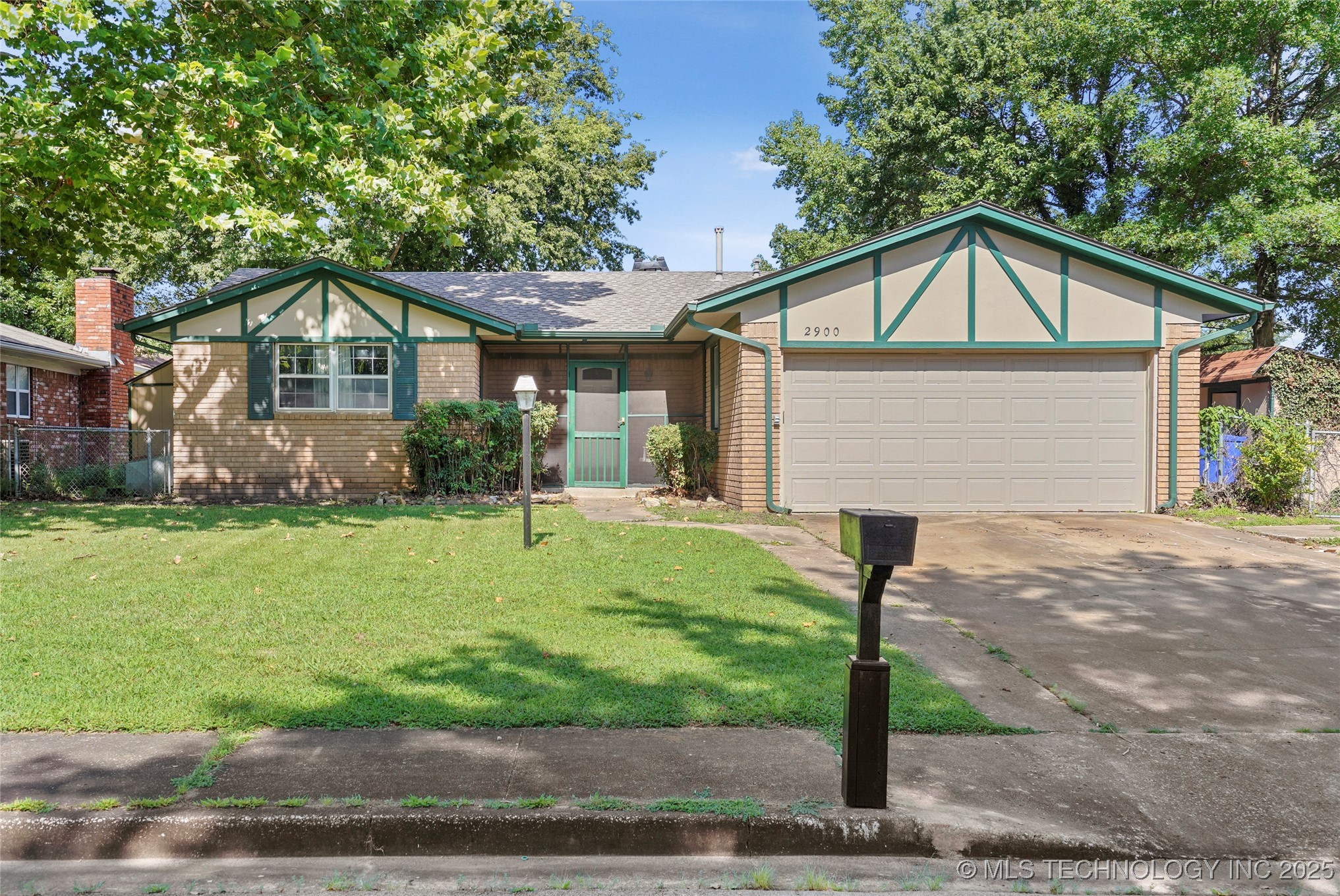2900 S Cedar Court