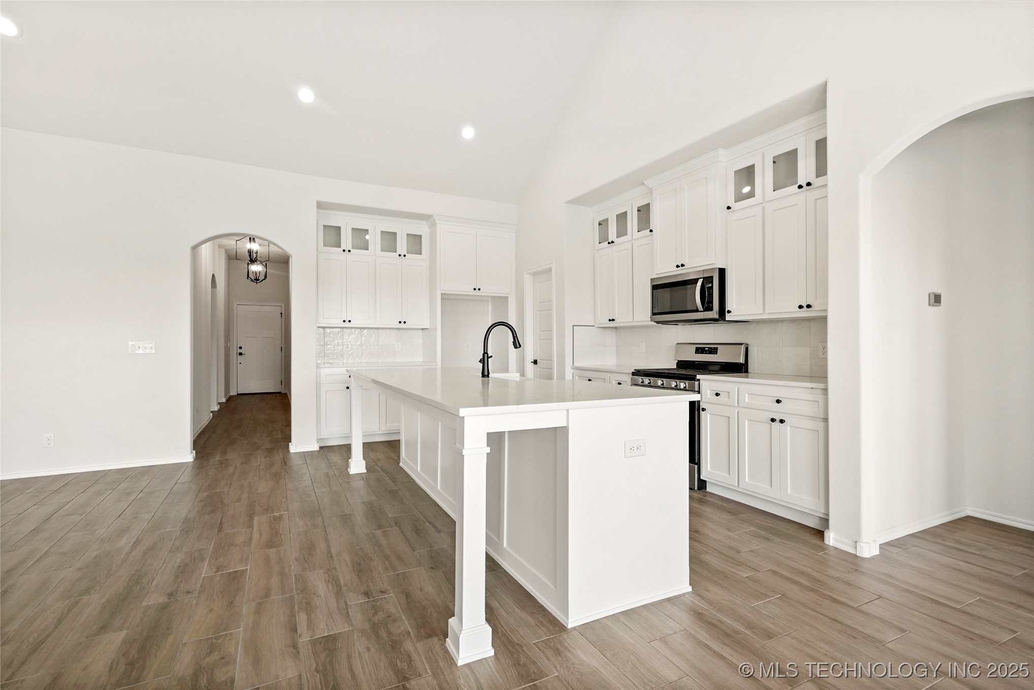 2916 S 8th Street