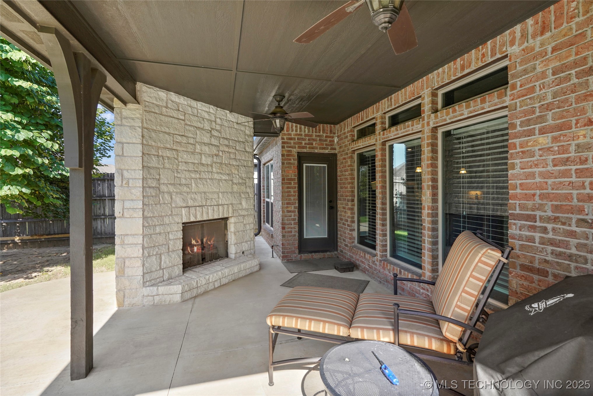 17246 E 45th Place