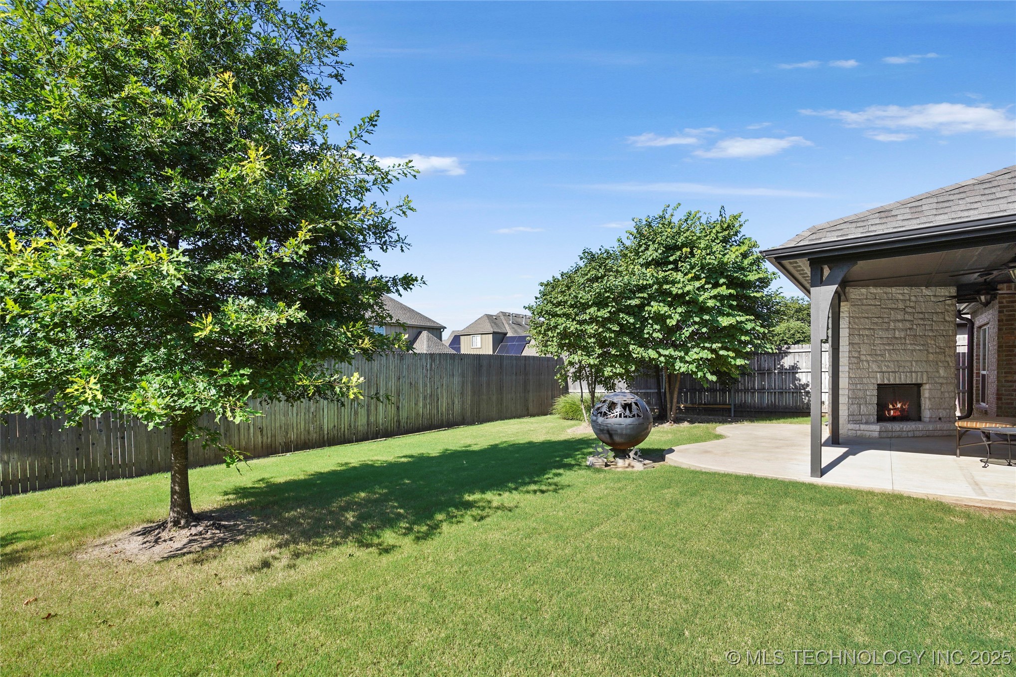 17246 E 45th Place
