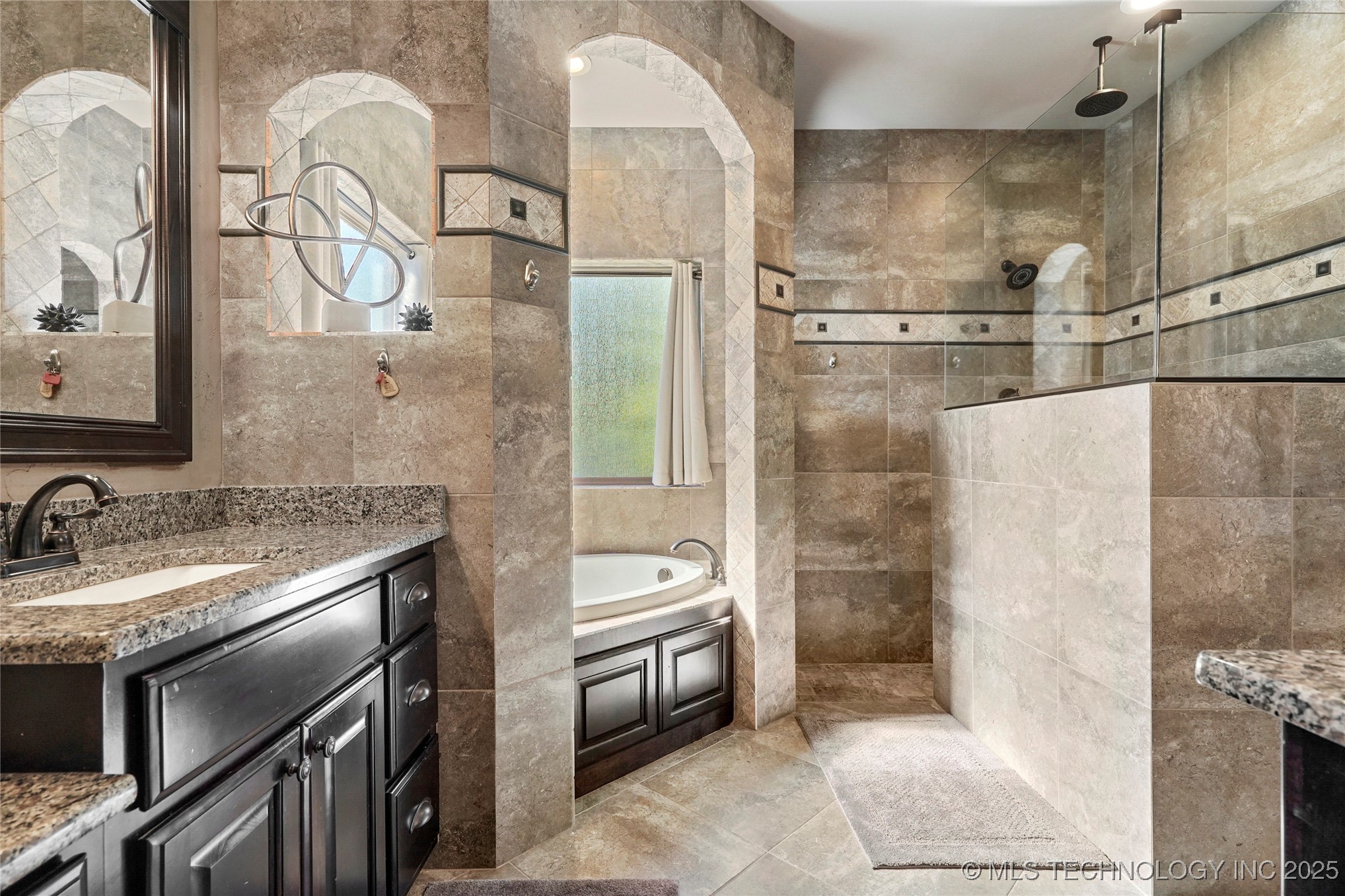 17246 E 45th Place