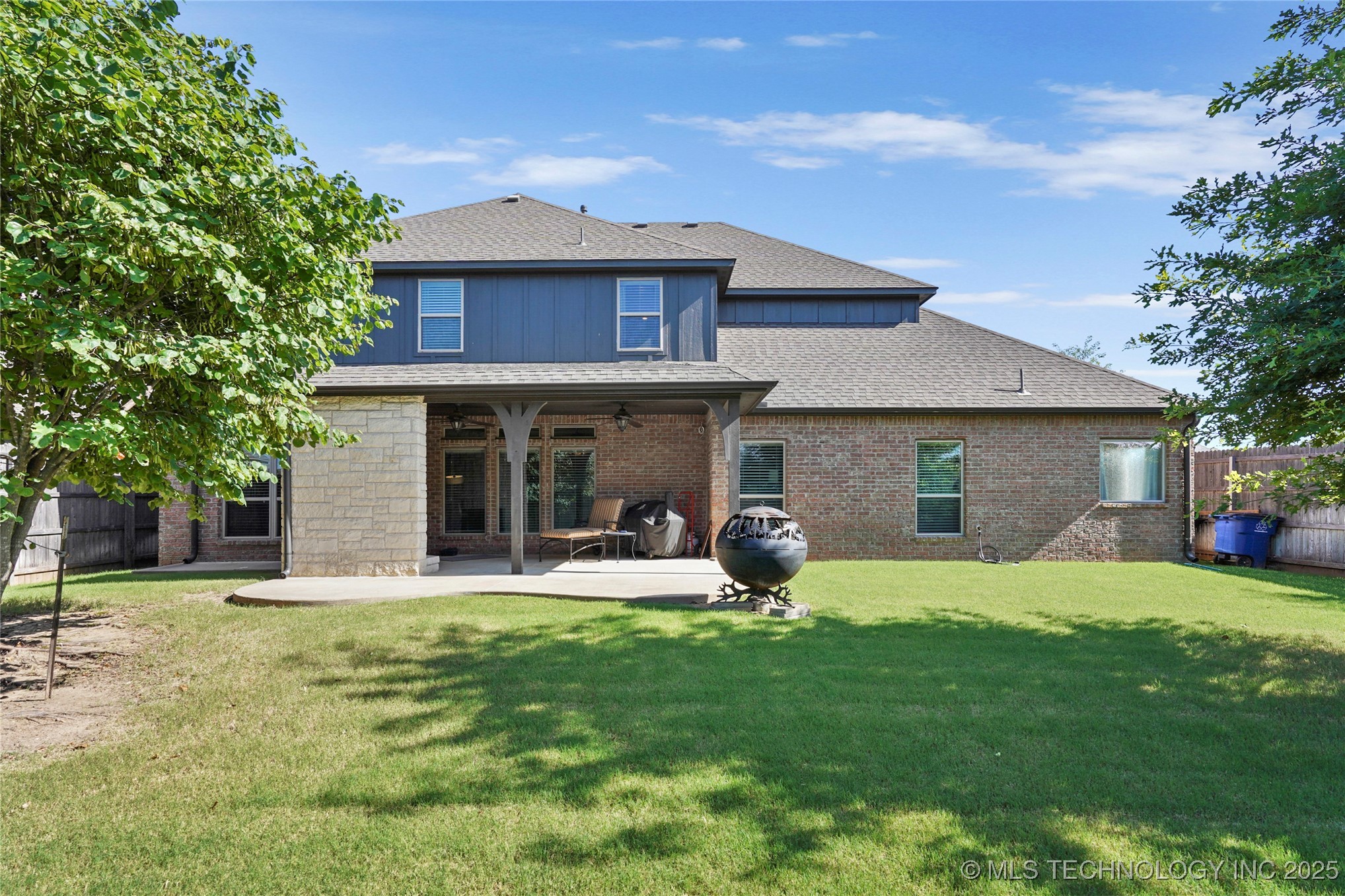 17246 E 45th Place