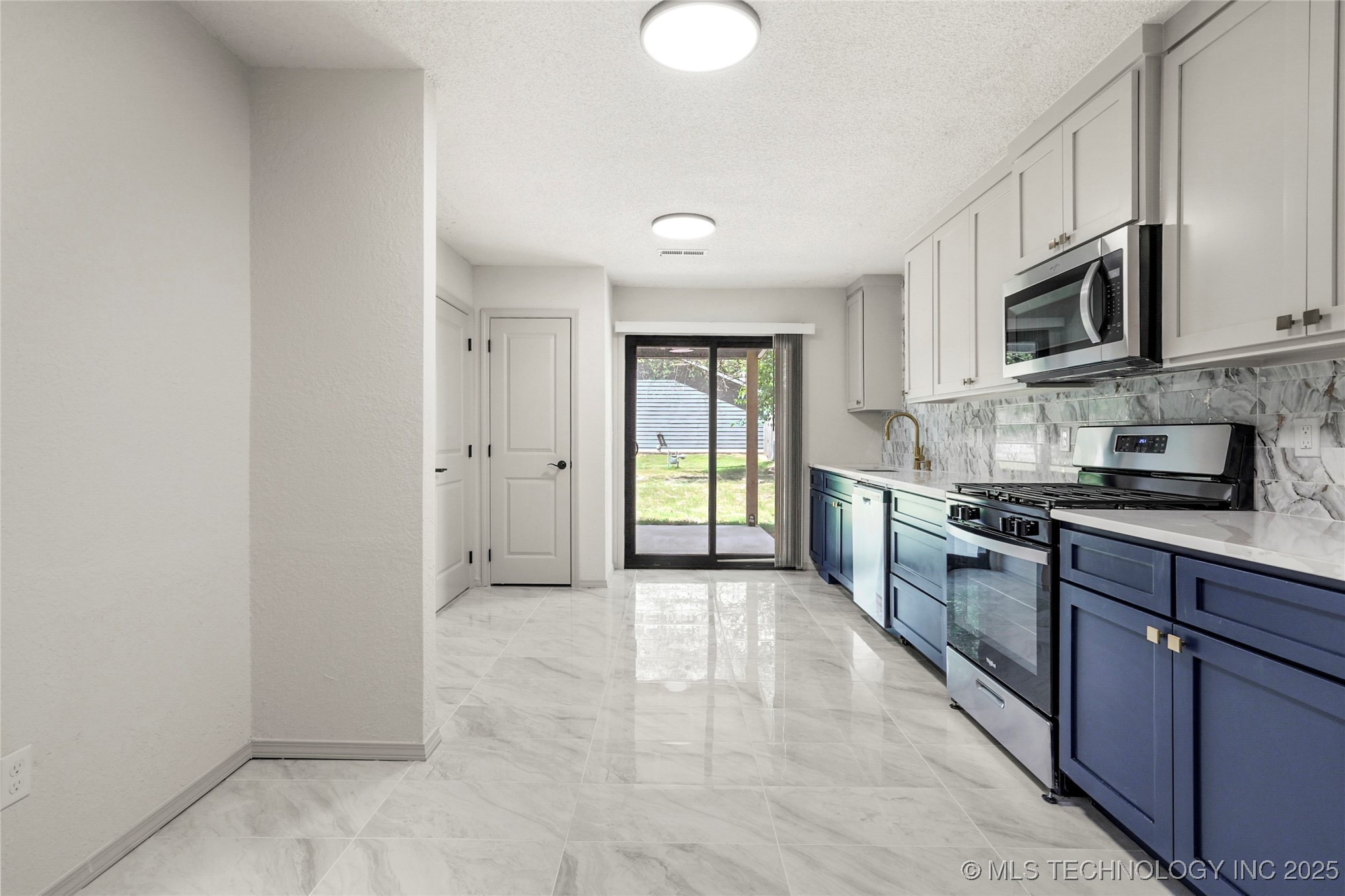 13313 S 85th East Avenue E