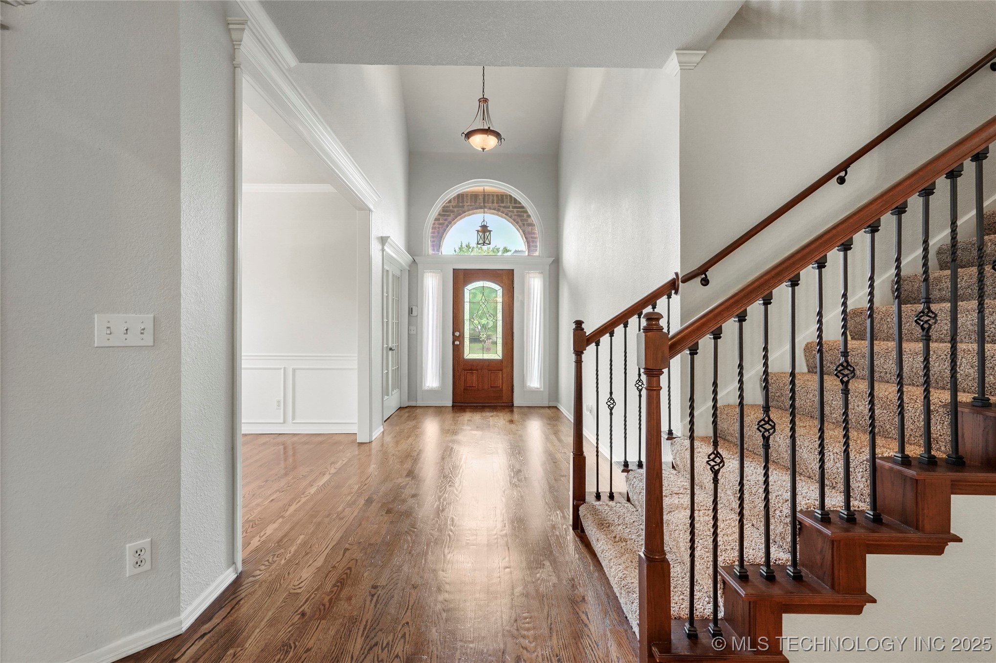 1000 S Cypress Avenue