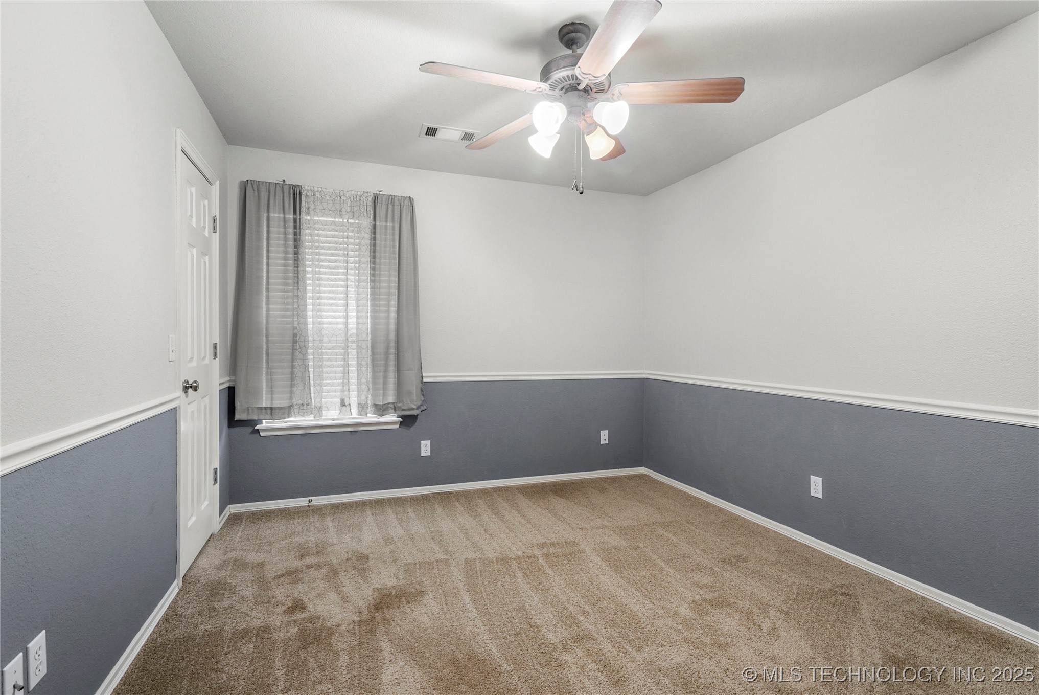 1000 S Cypress Avenue