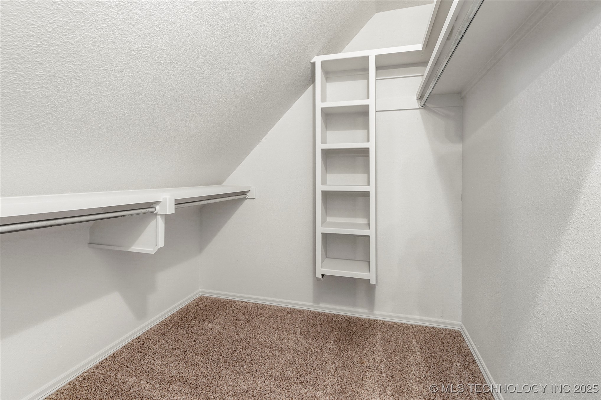 1000 S Cypress Avenue