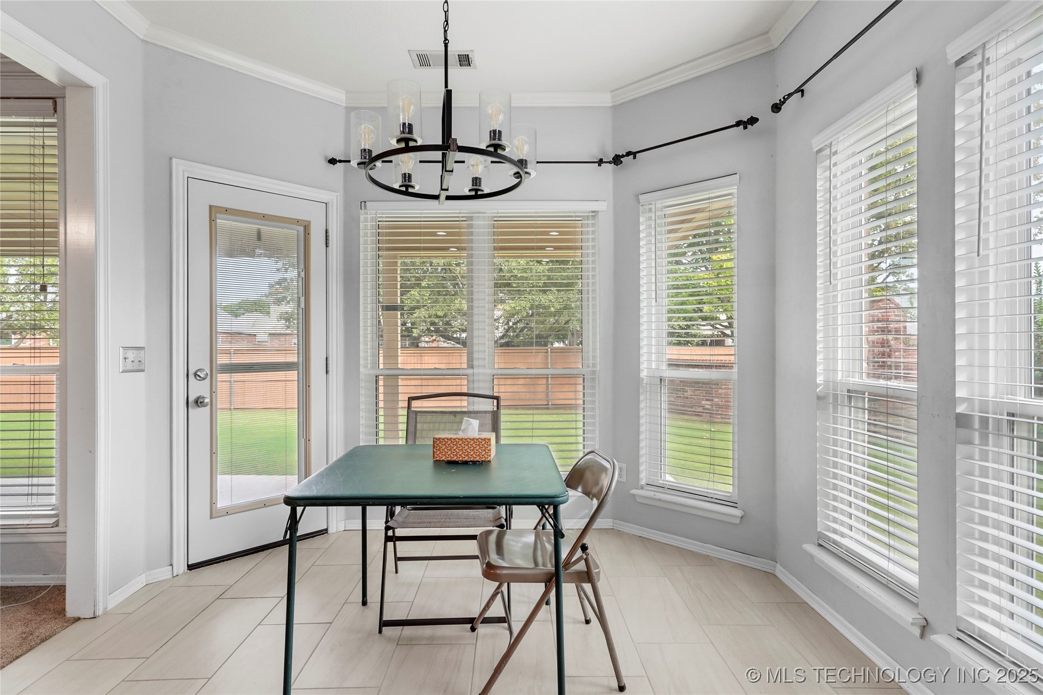 1000 S Cypress Avenue