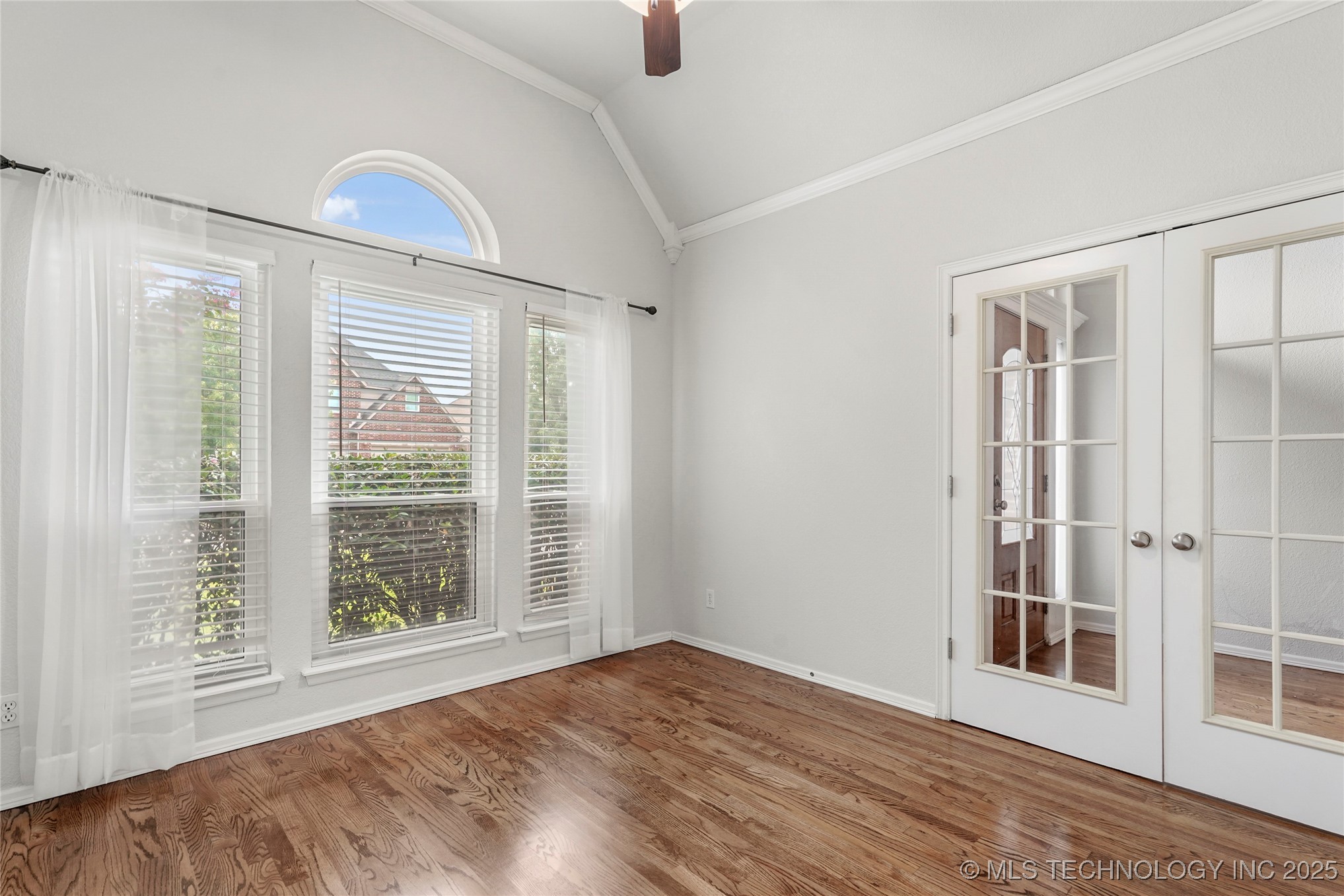 1000 S Cypress Avenue