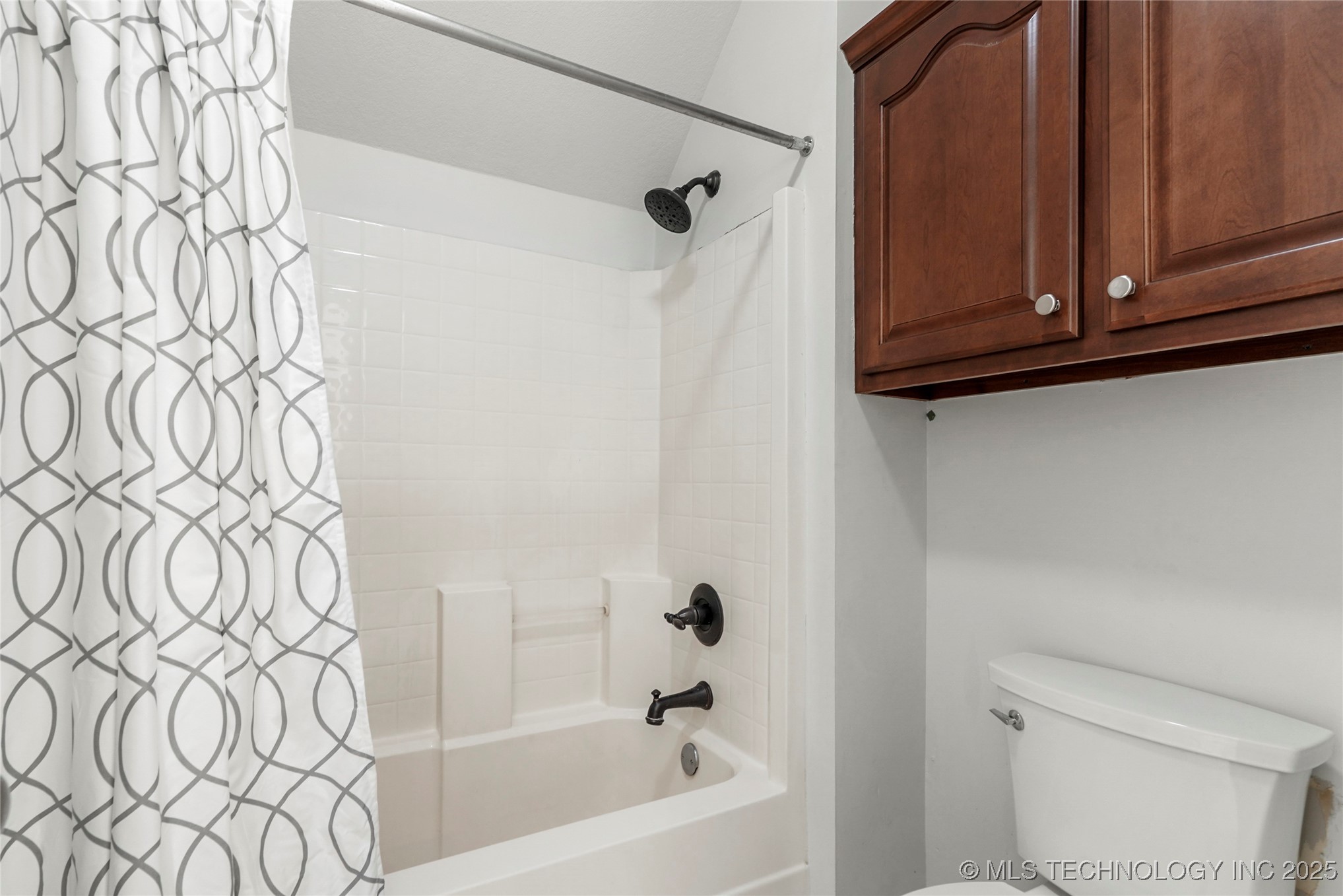 1000 S Cypress Avenue