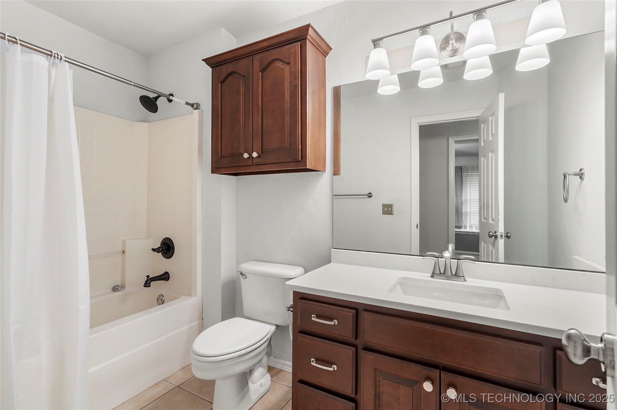 1000 S Cypress Avenue