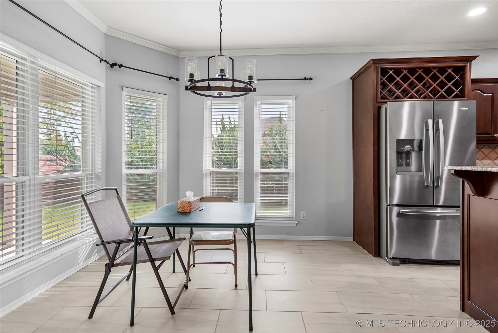 1000 S Cypress Avenue