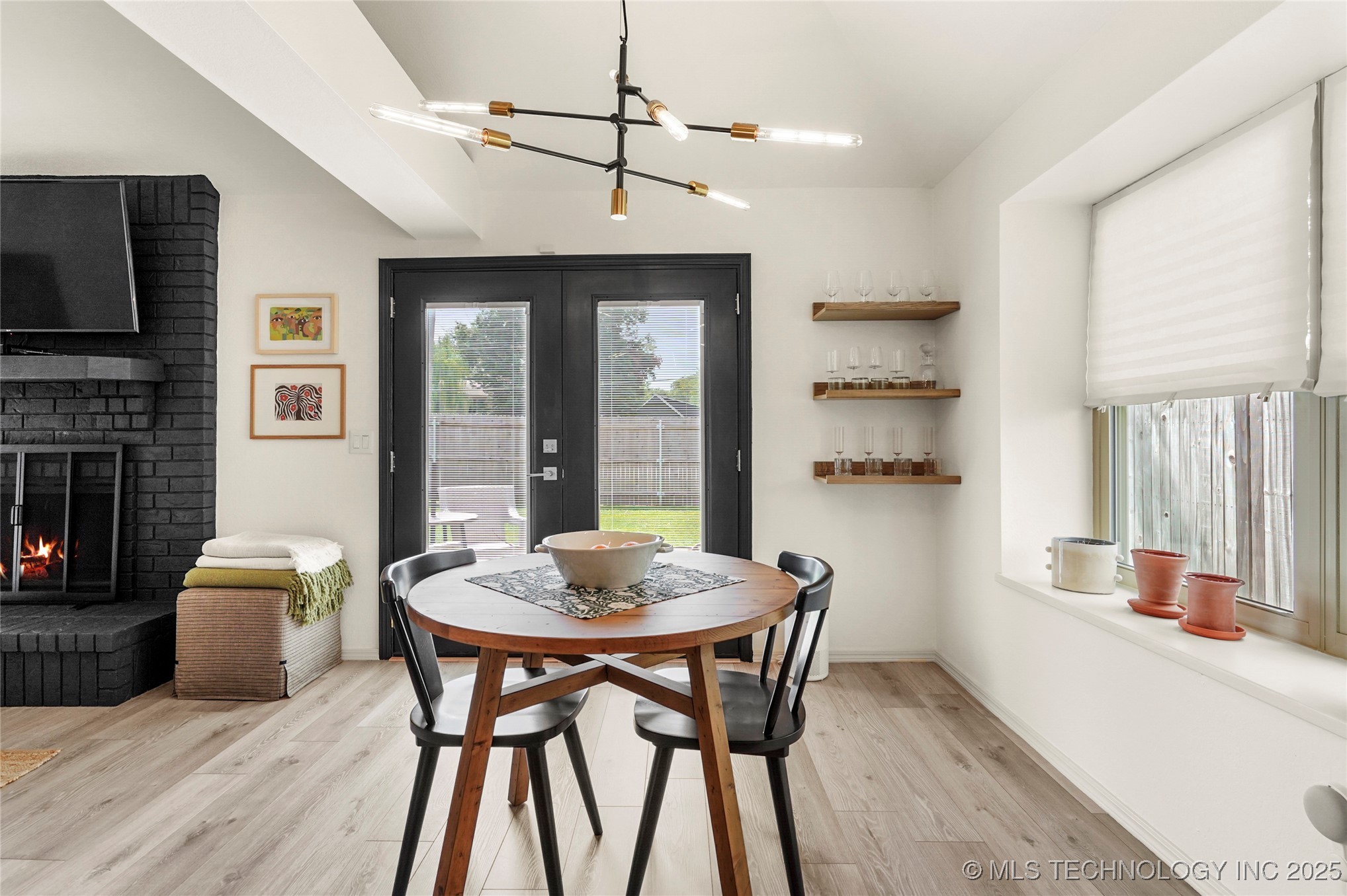 1601 W Galveston Street