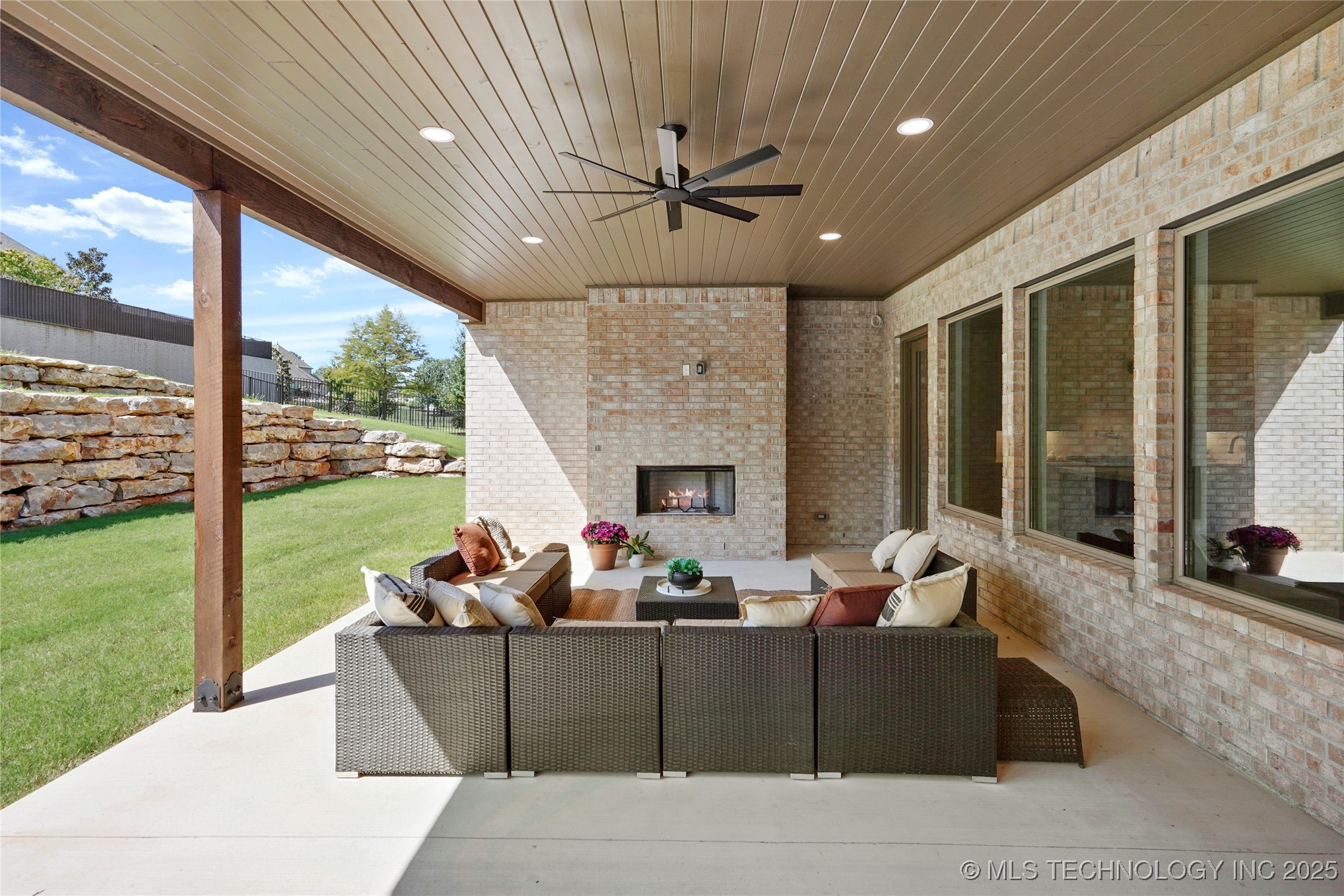 7508 S 5th Street