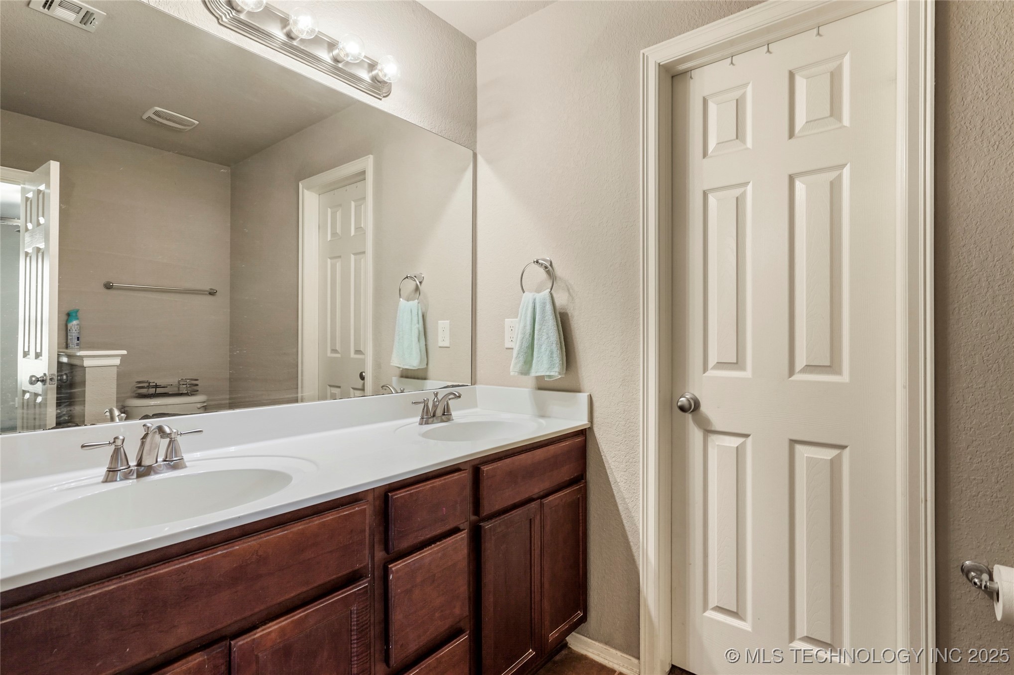 27089 E 123rd Street S