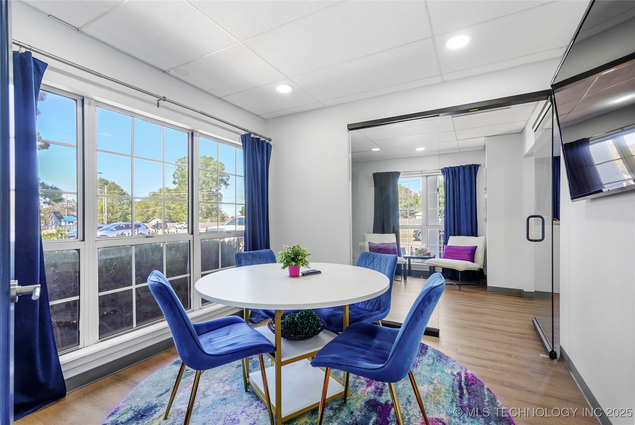 421 W Washington Street 425