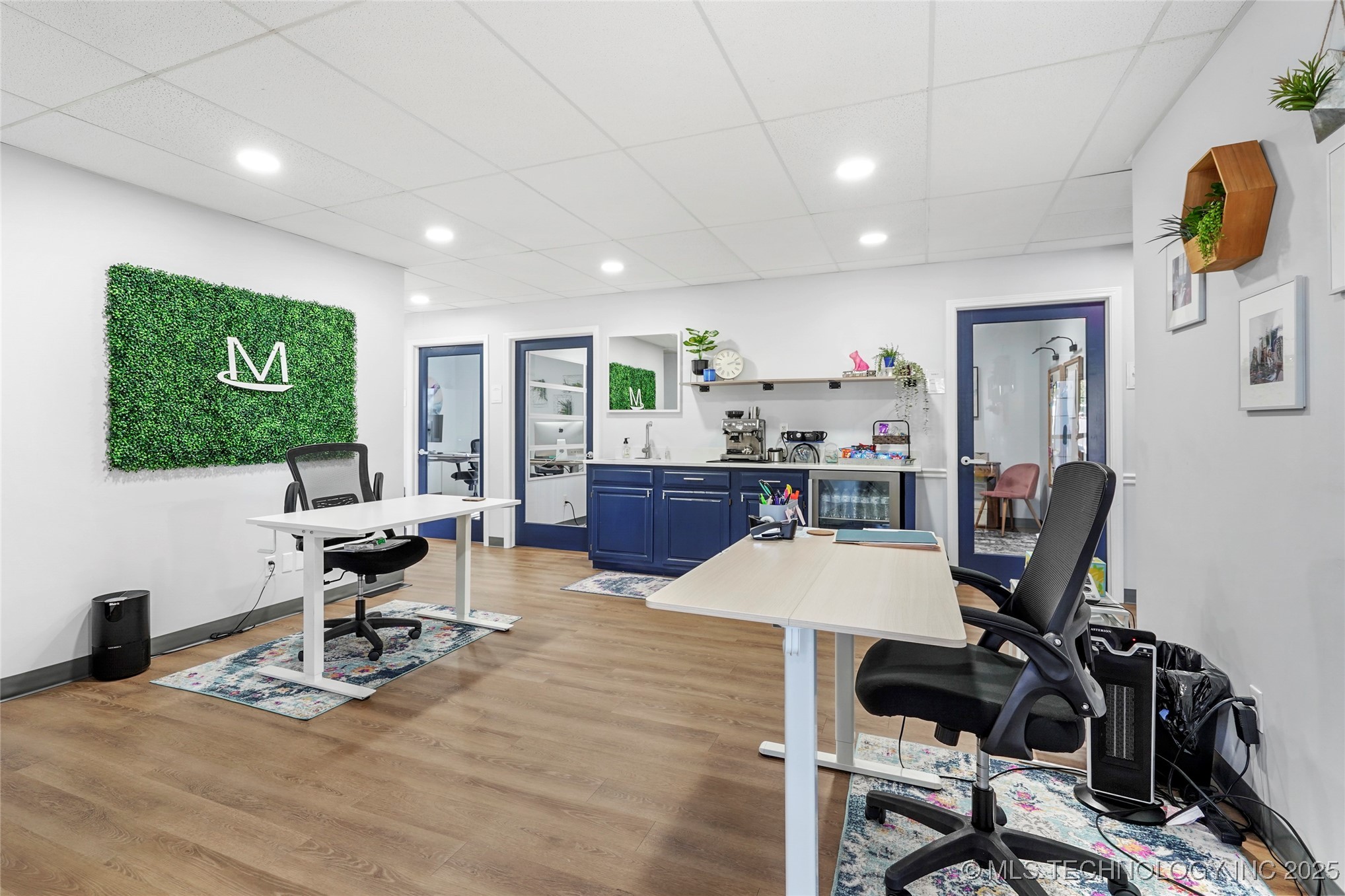 421 W Washington Street 425