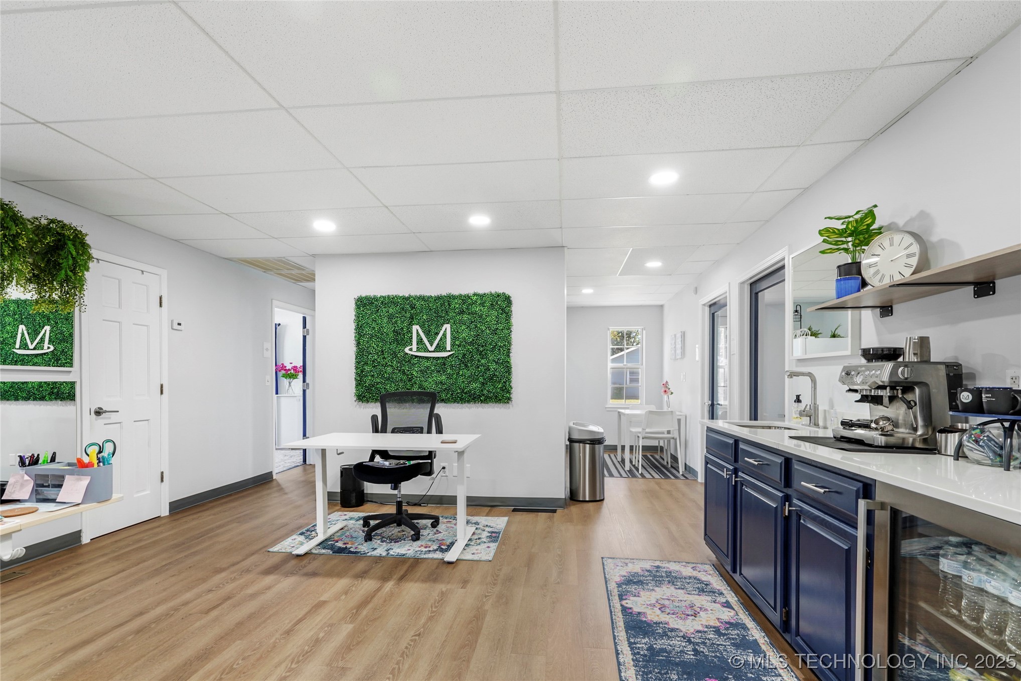 421 W Washington Street 425