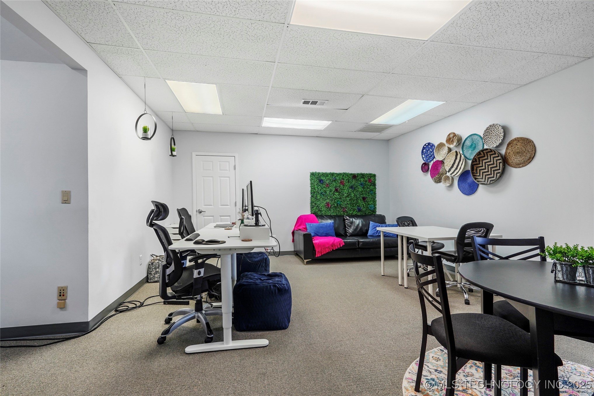 421 W Washington Street 425