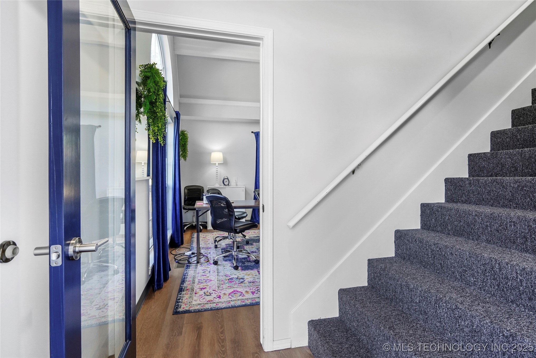 421 W Washington Street 425