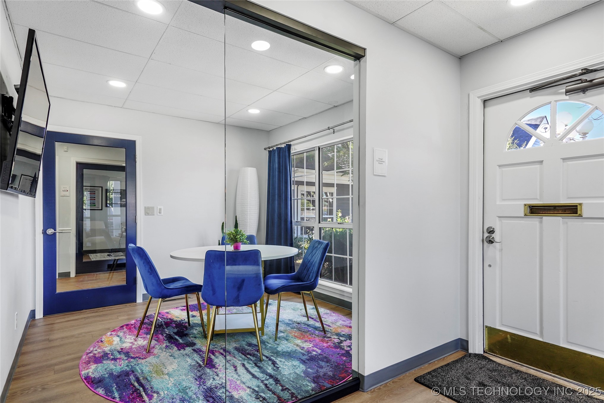 421 W Washington Street 425