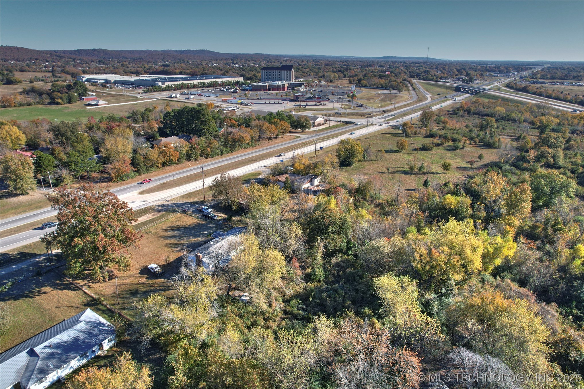 400 W Ray Fine Boulevard