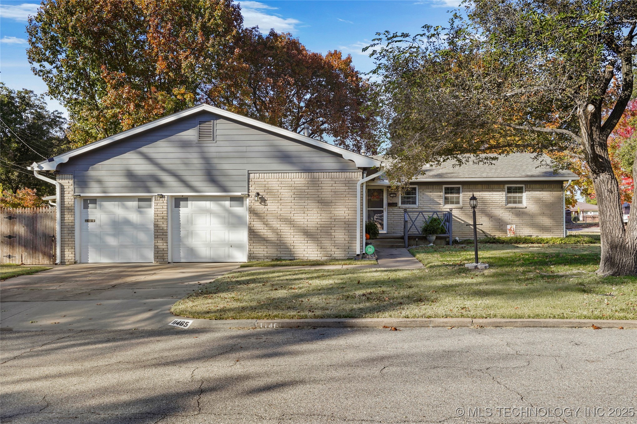 11465 E 4th Place