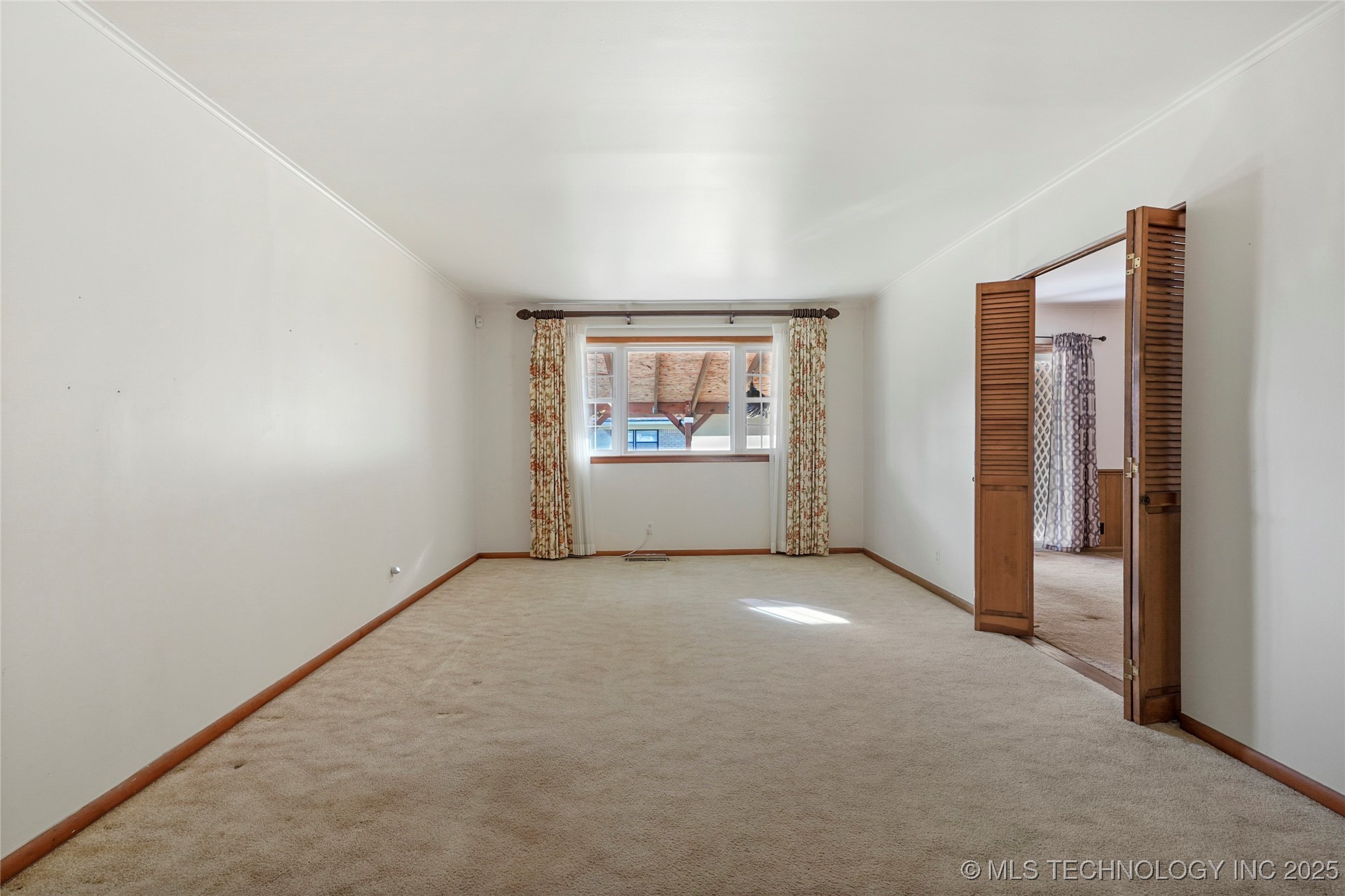11465 E 4th Place