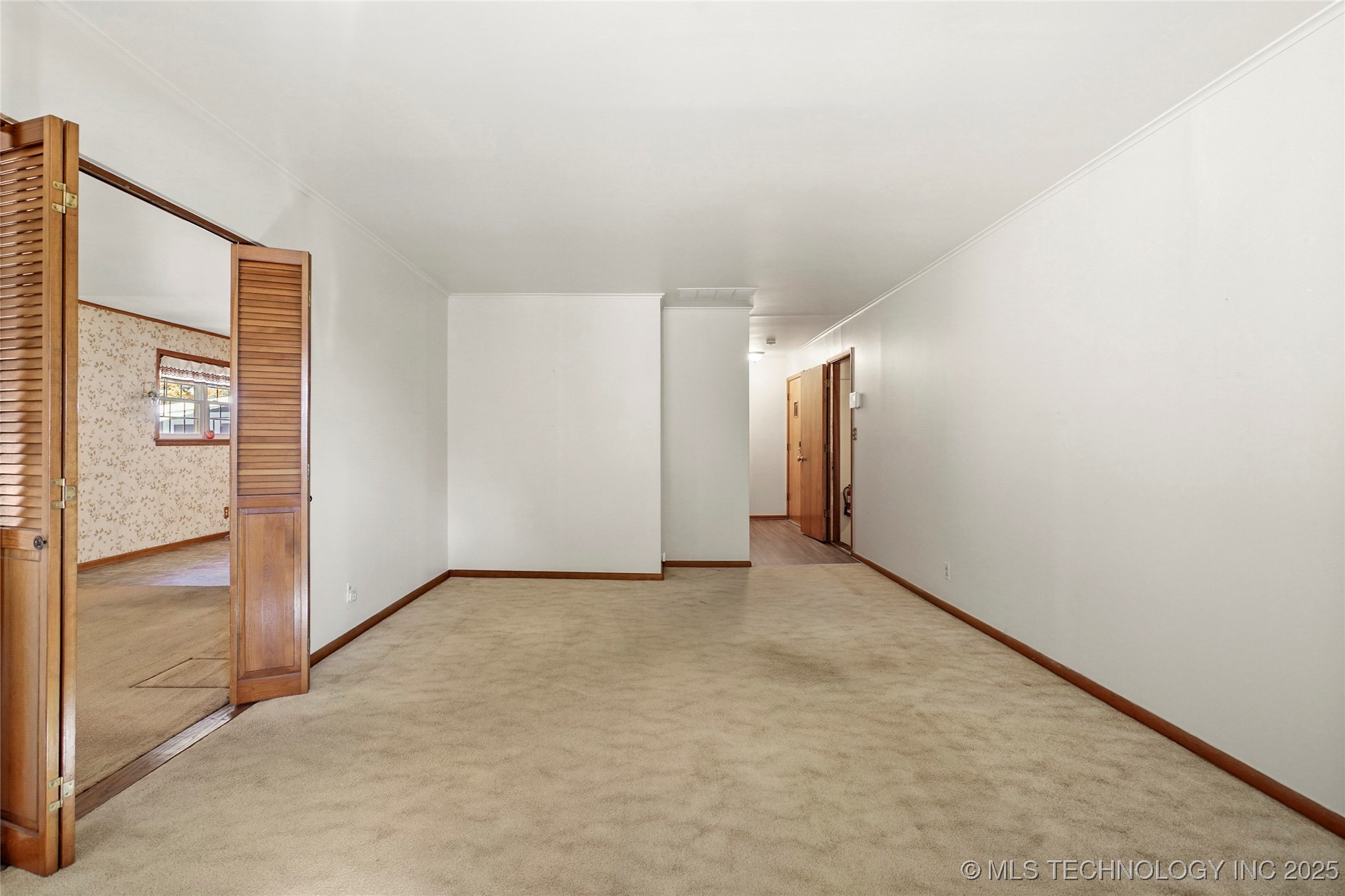 11465 E 4th Place