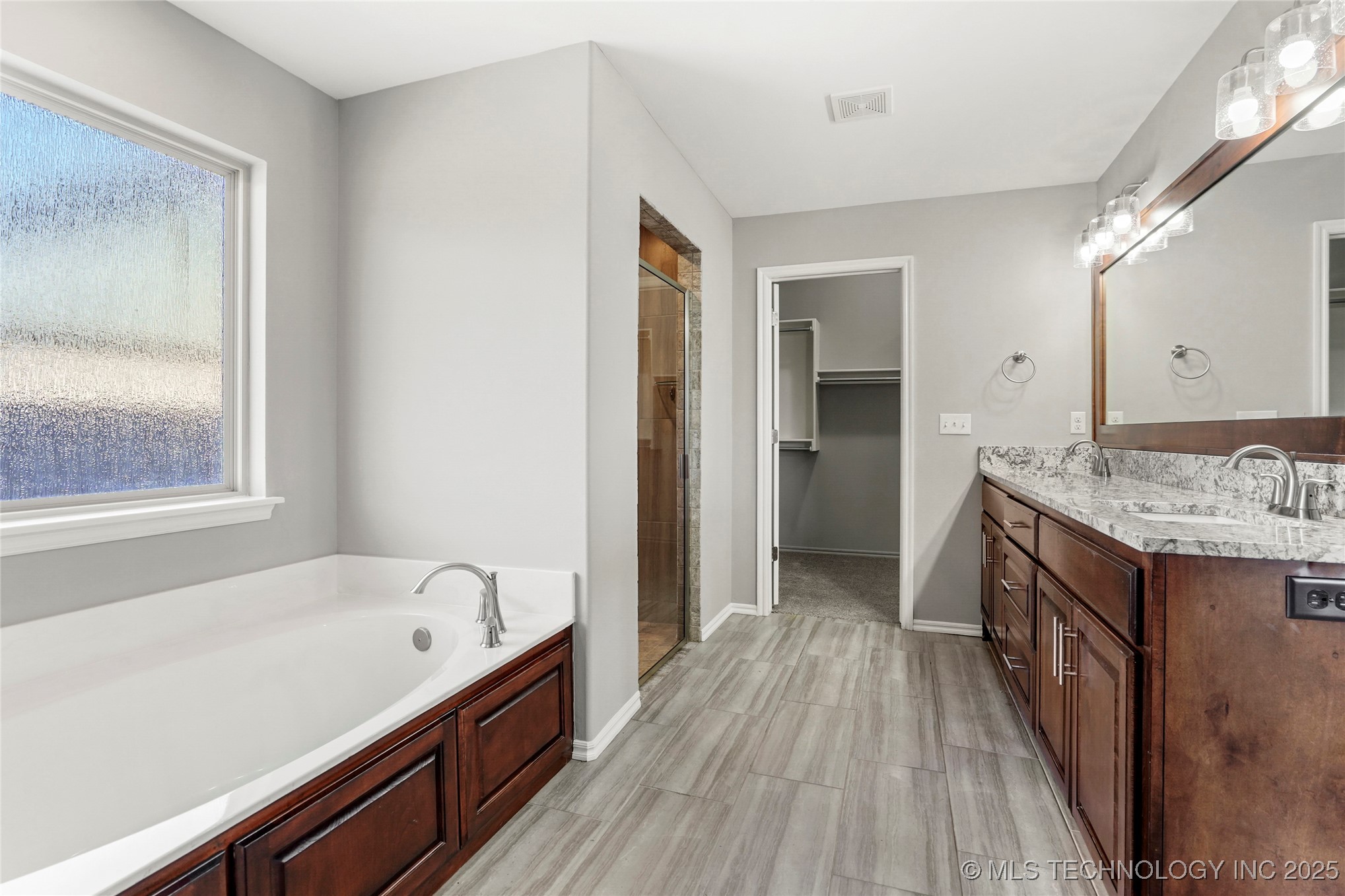 136 E 128th Place S