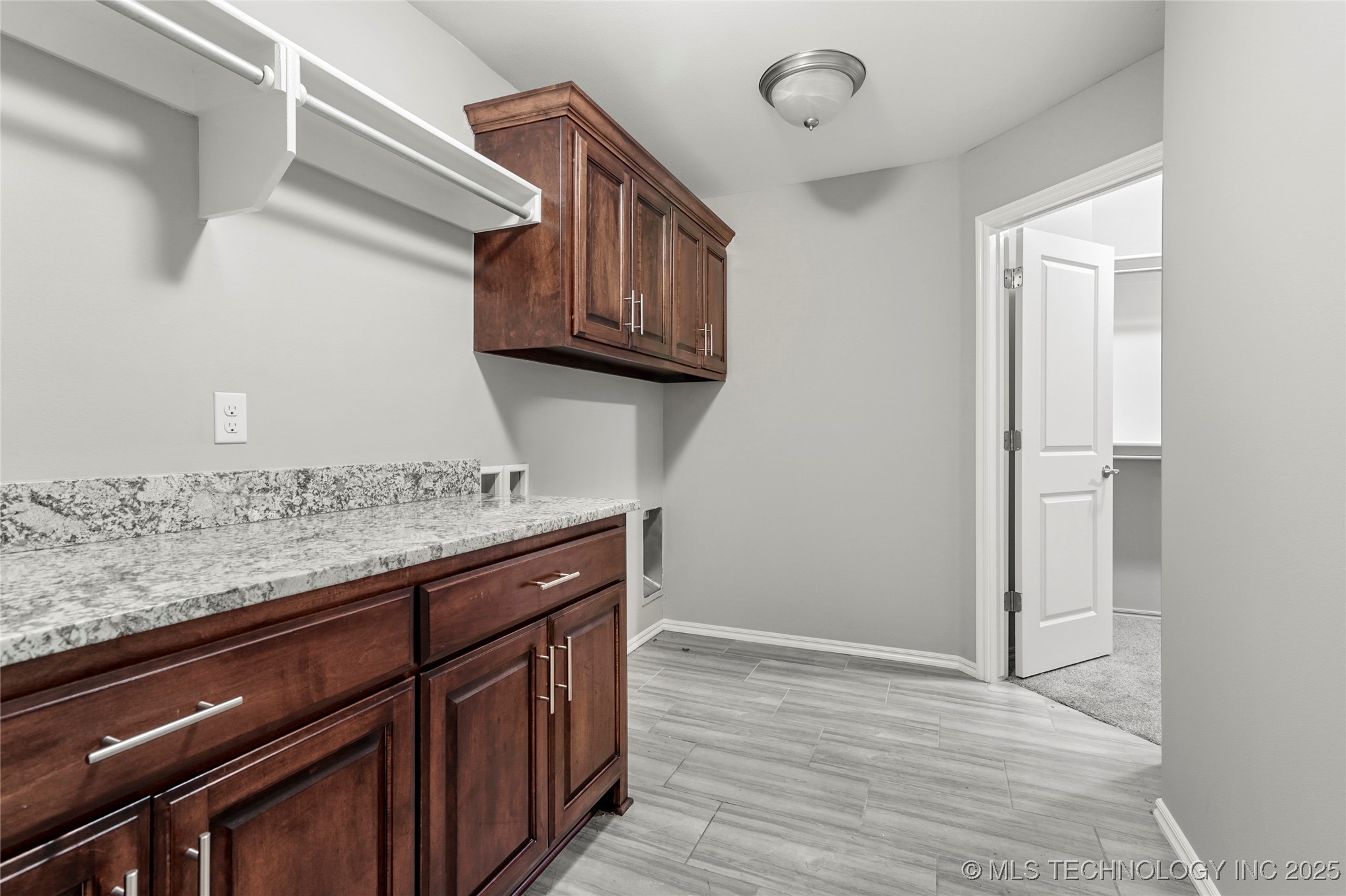 136 E 128th Place S