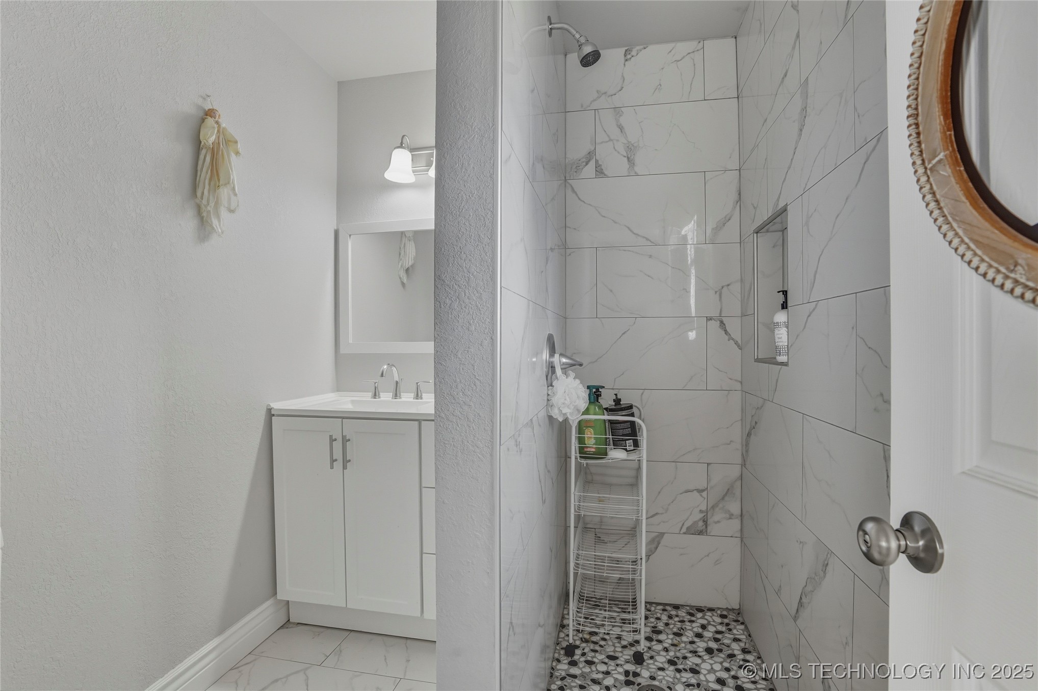 4529 E 24th West Avenue